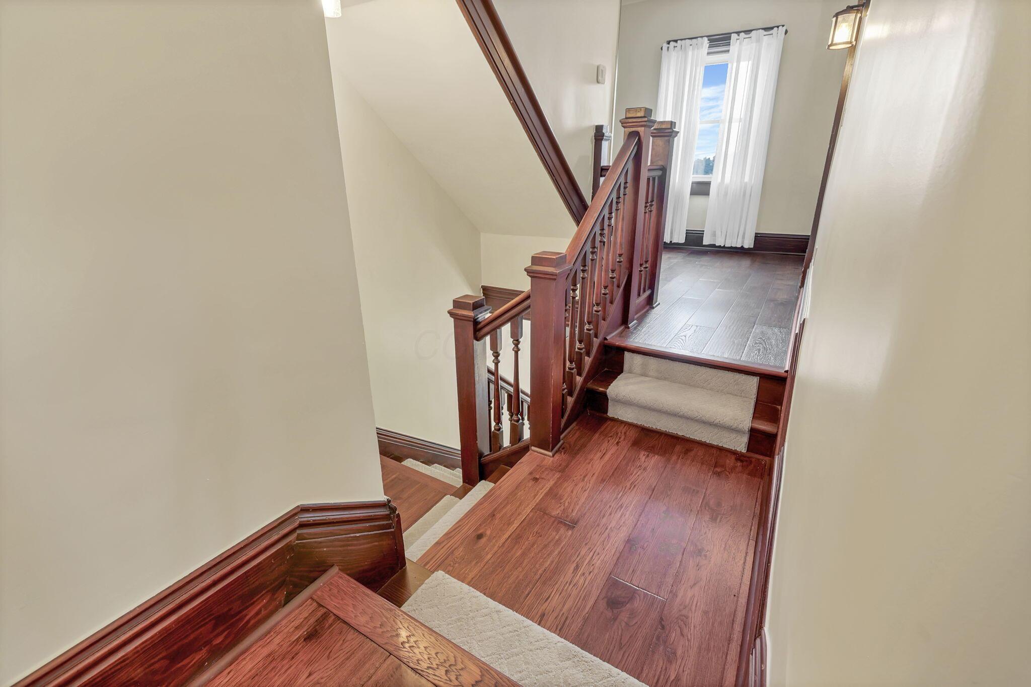 7160 Ruffner Road Ne Property Photo 23