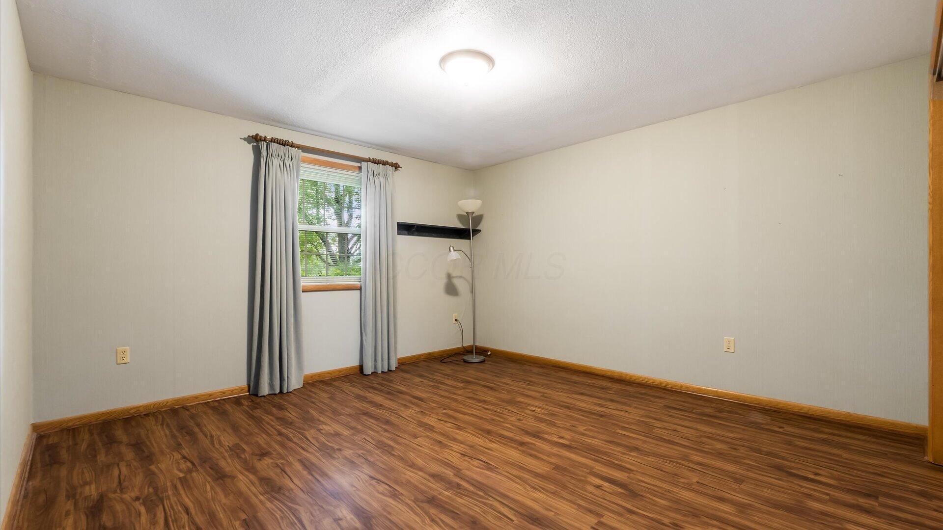 859 Shoreham Drive Property Photo 29
