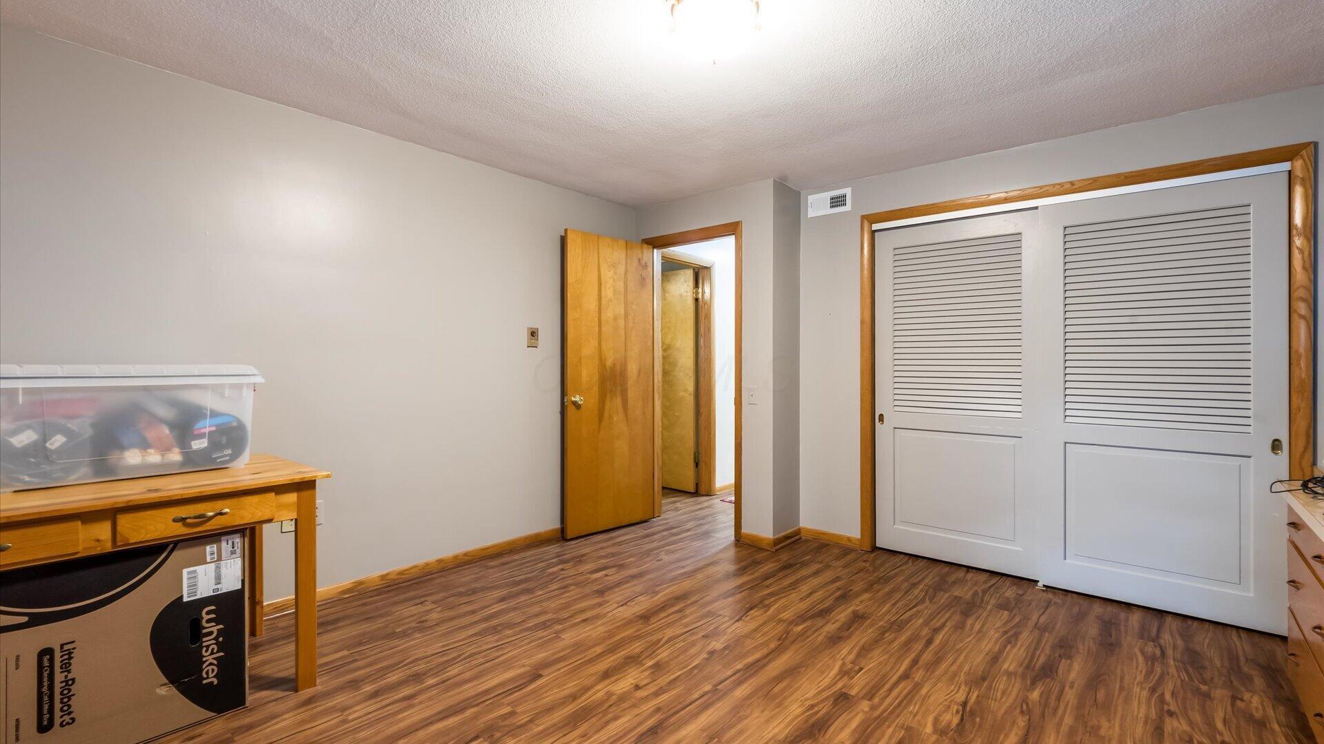 859 Shoreham Drive Property Photo 31