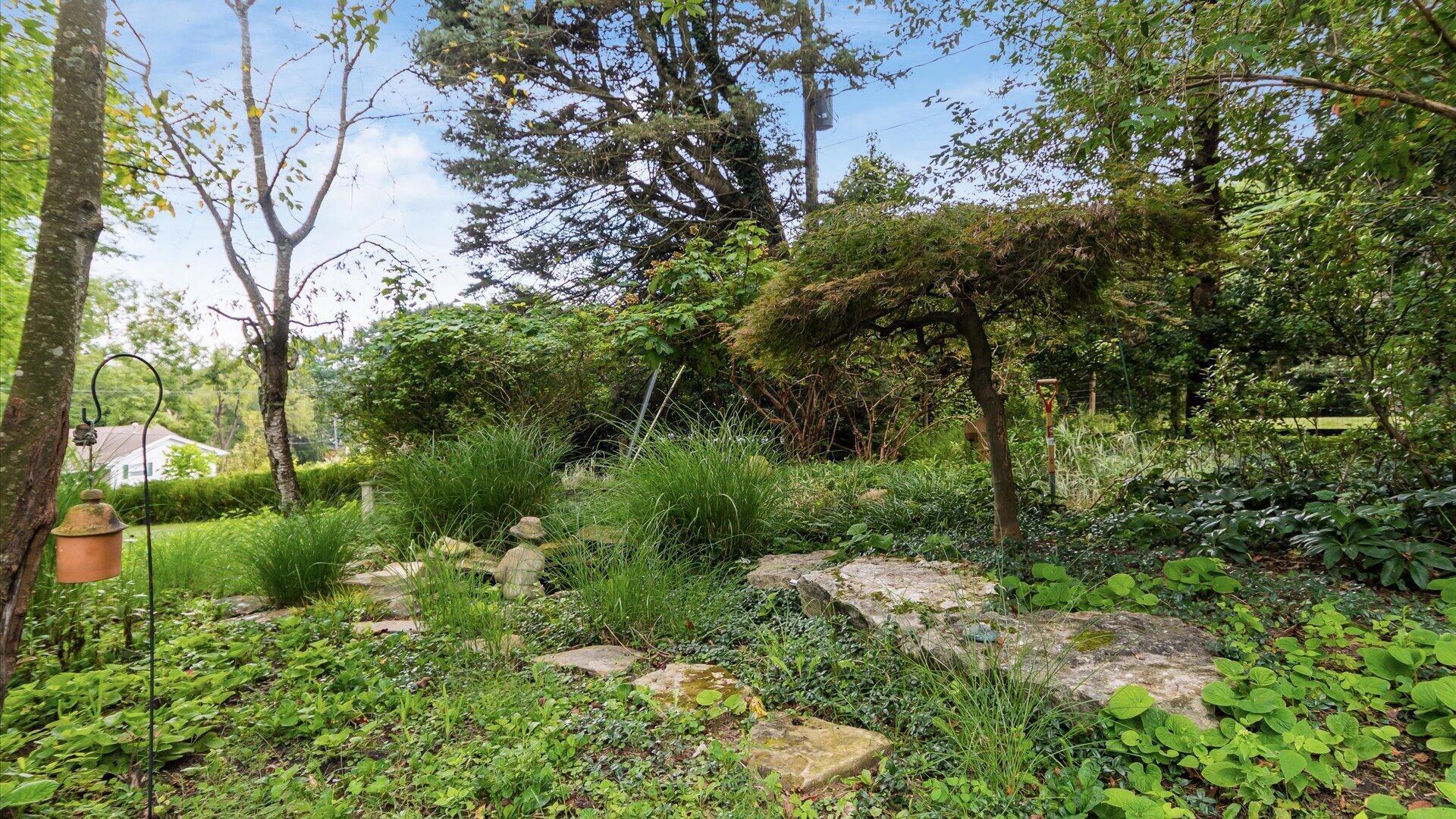 859 Shoreham Drive Property Photo 45