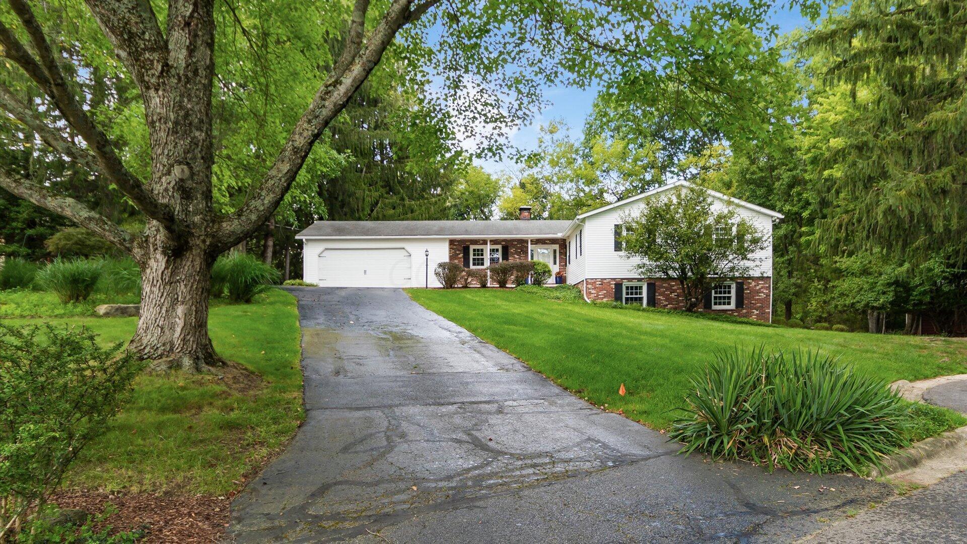 859 Shoreham Drive Property Photo 48