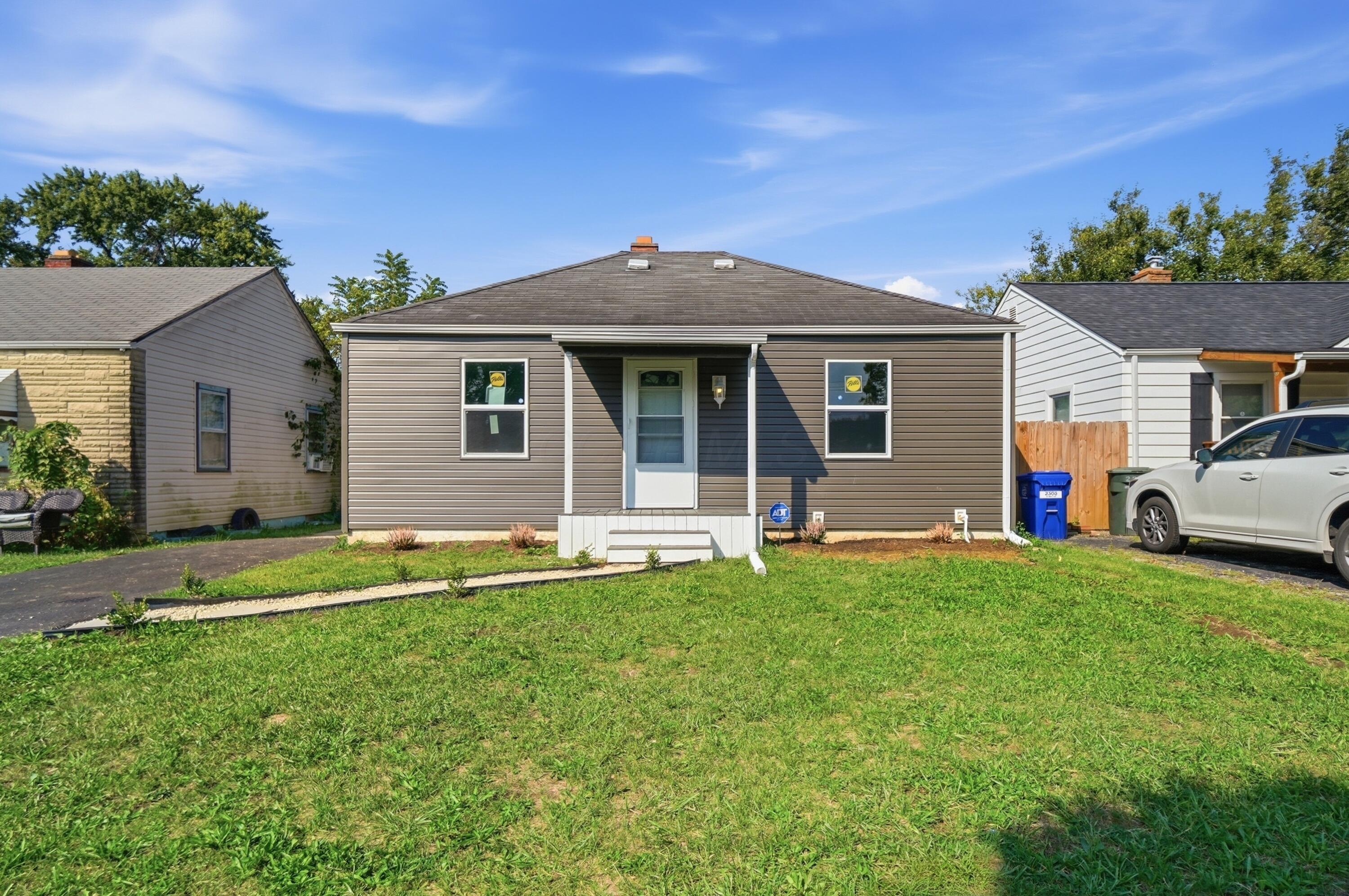 2297 Howey Road Property Photo 1
