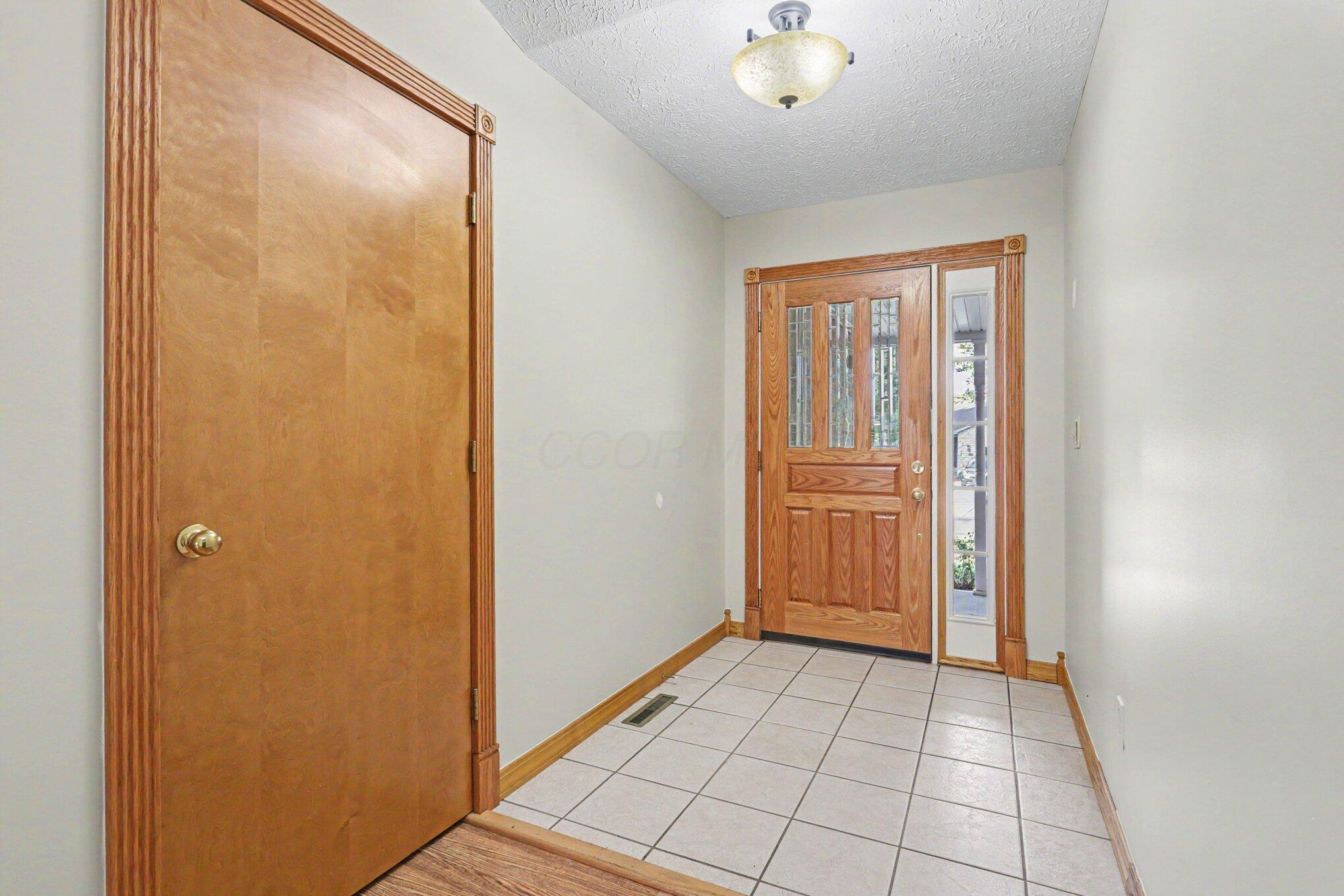 496 Danbury Drive Property Photo 7