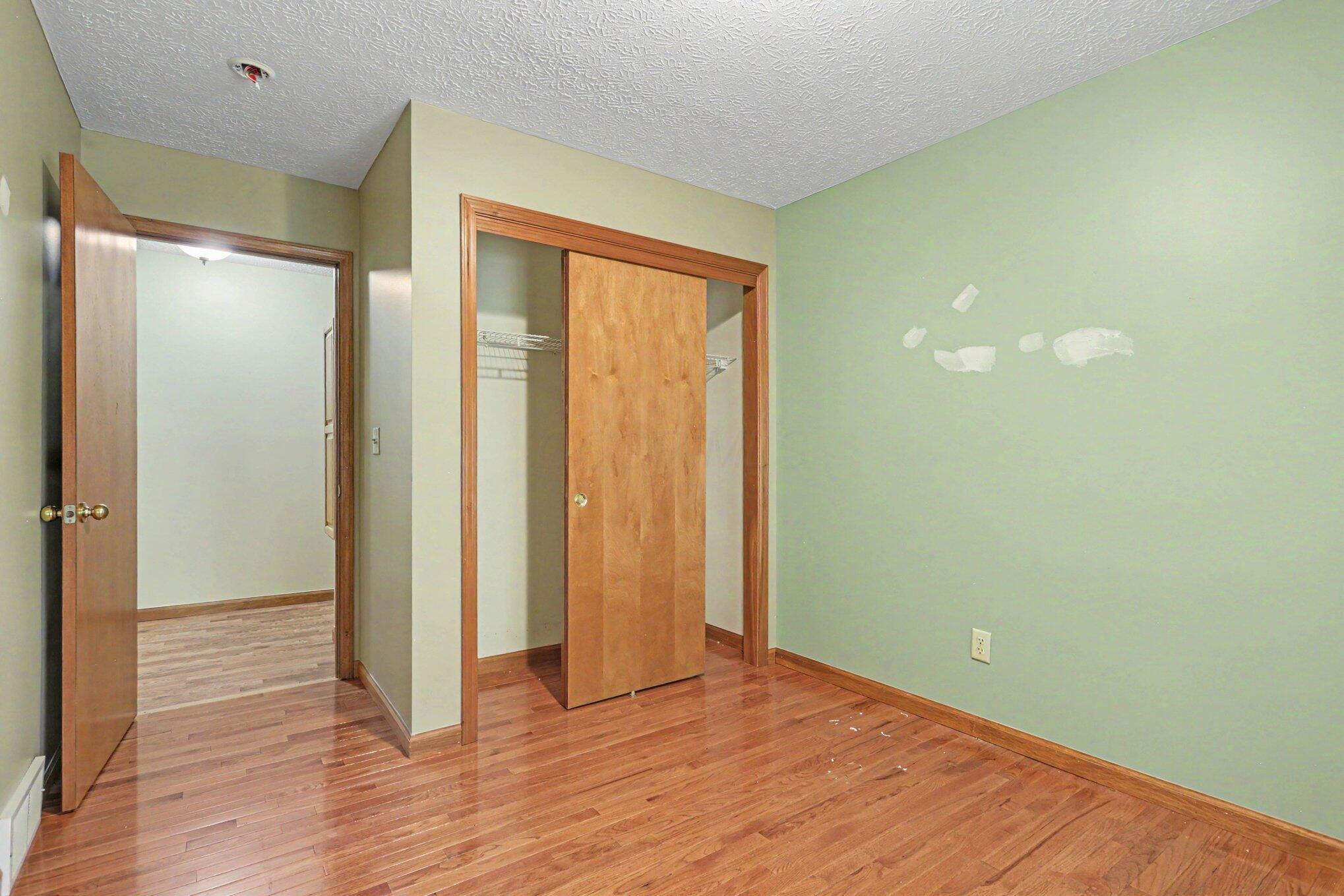 496 Danbury Drive Property Photo 14