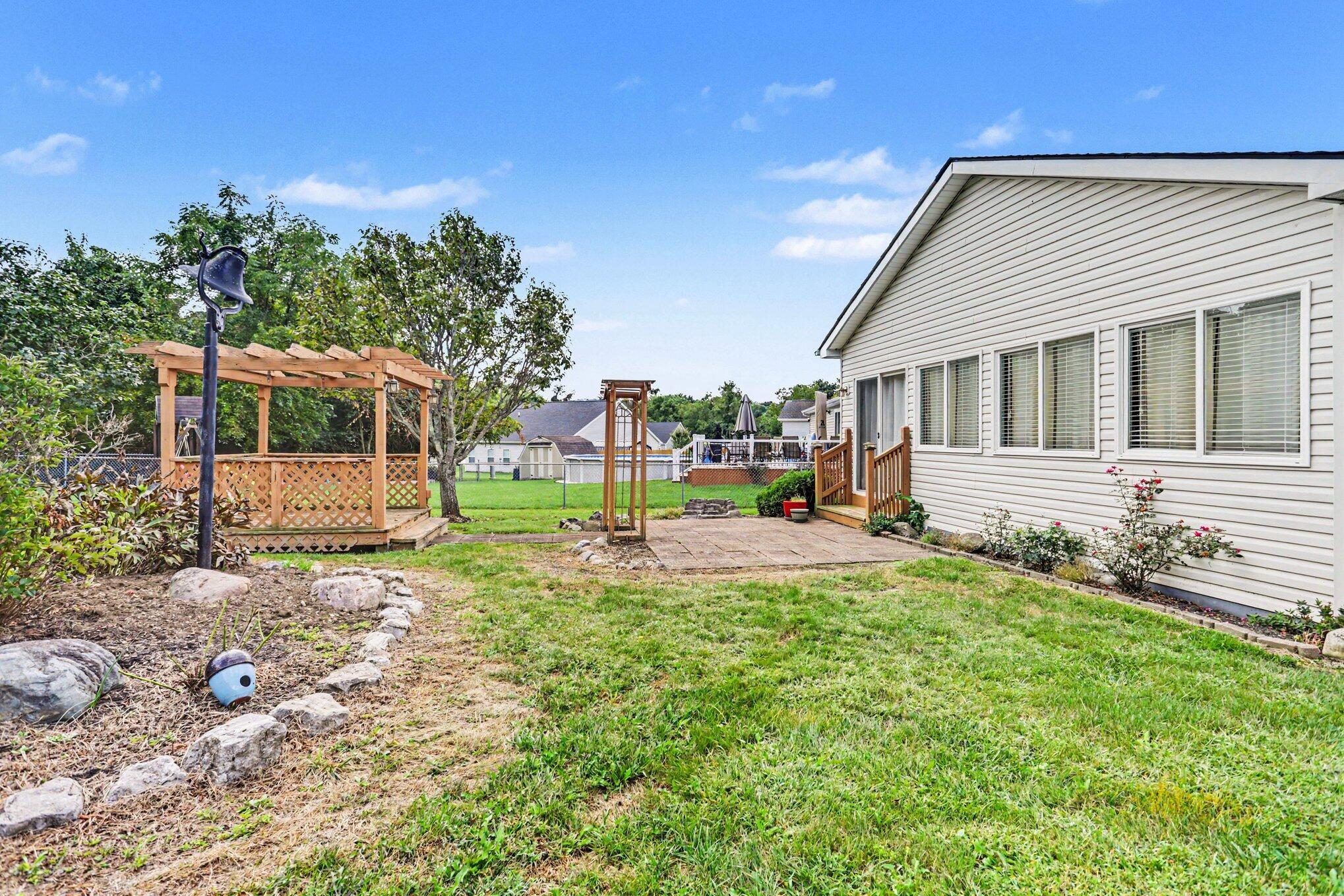 496 Danbury Drive Property Photo 41