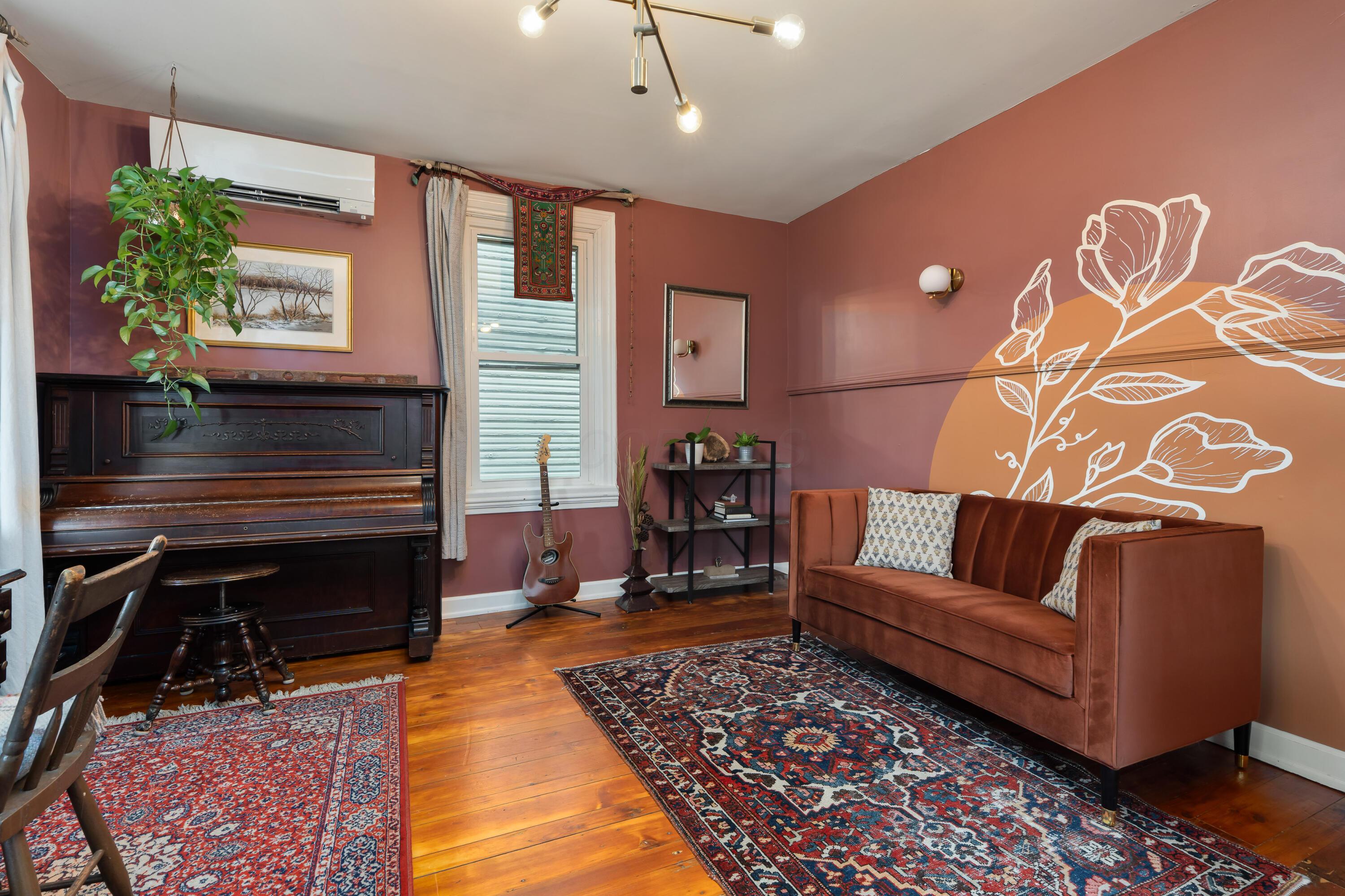 69 E Dodridge Street Property Photo 6