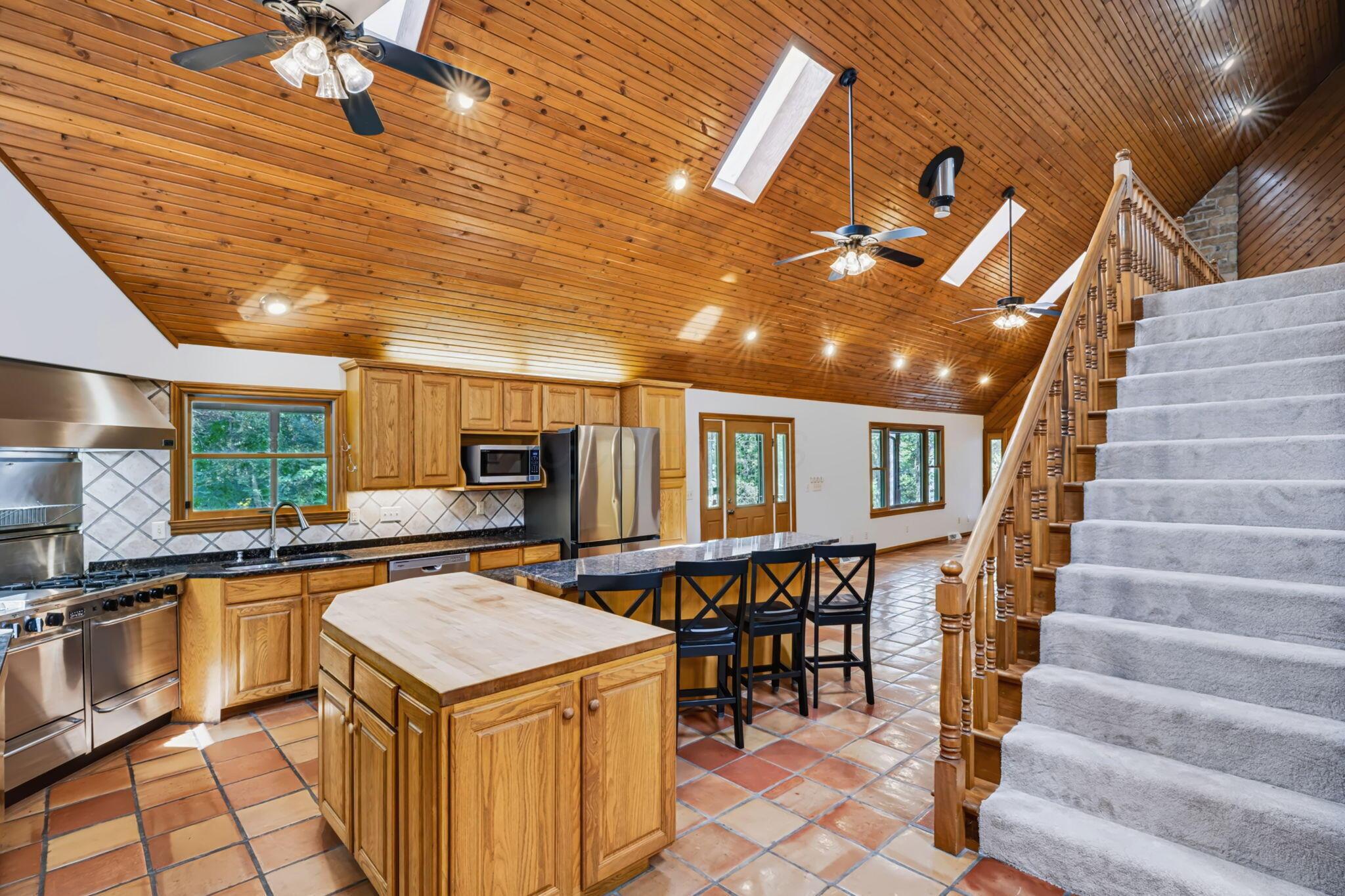 7626 White Chapel Road Se Property Photo 8