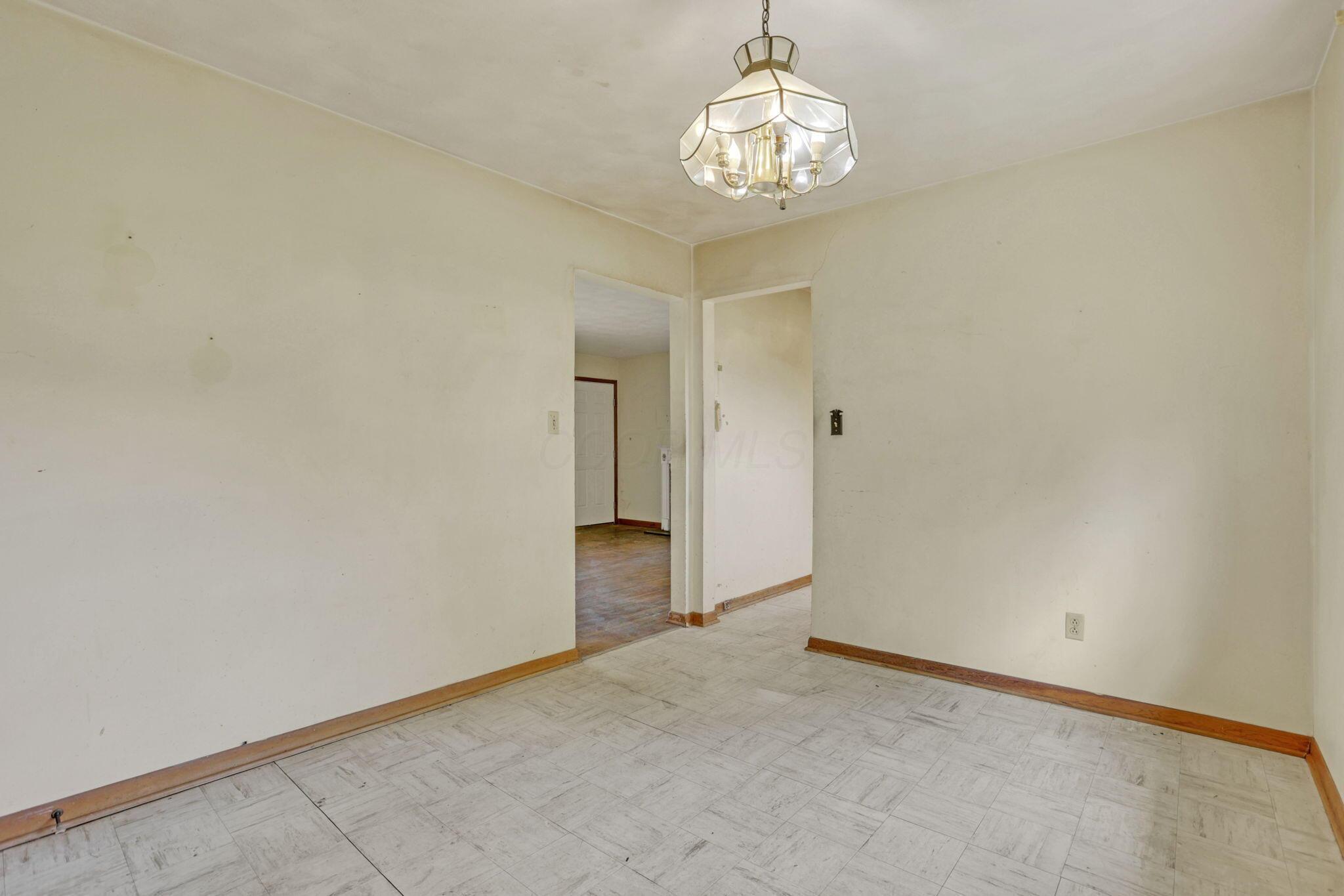 31 Longview Heights Road Property Photo 8