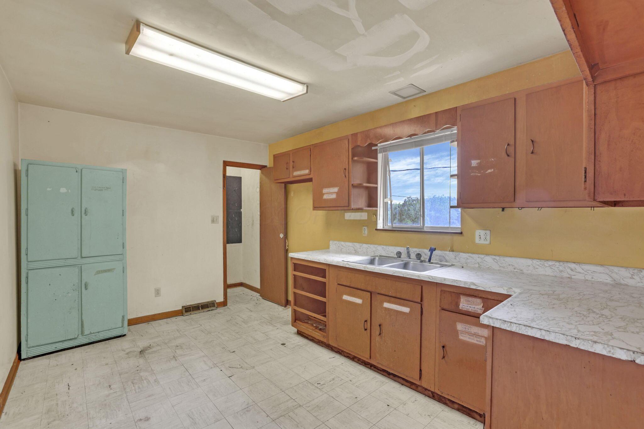 31 Longview Heights Road Property Photo 9