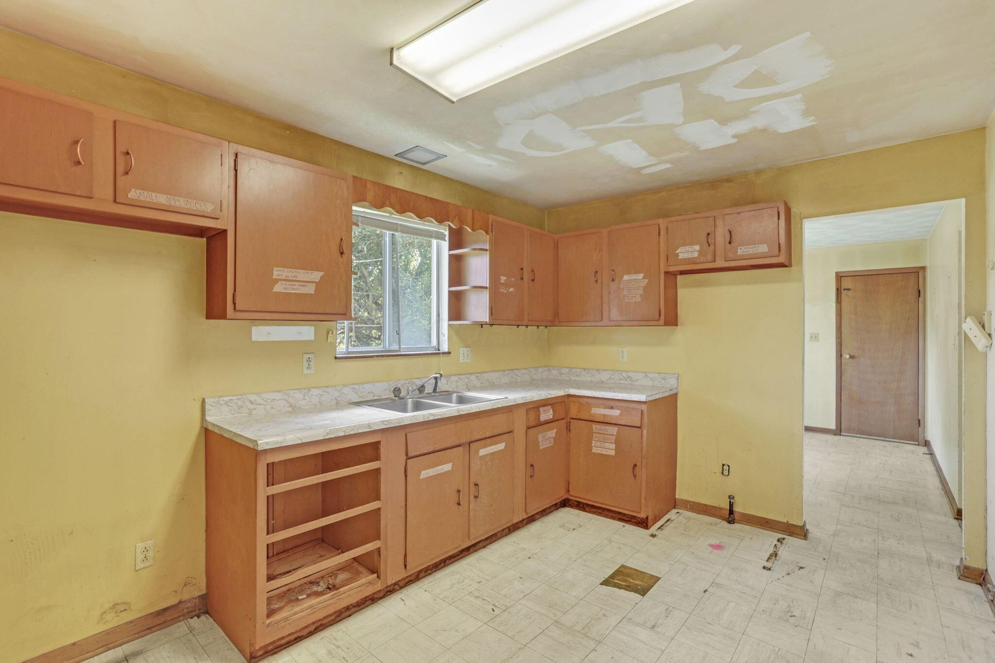 31 Longview Heights Road Property Photo 10