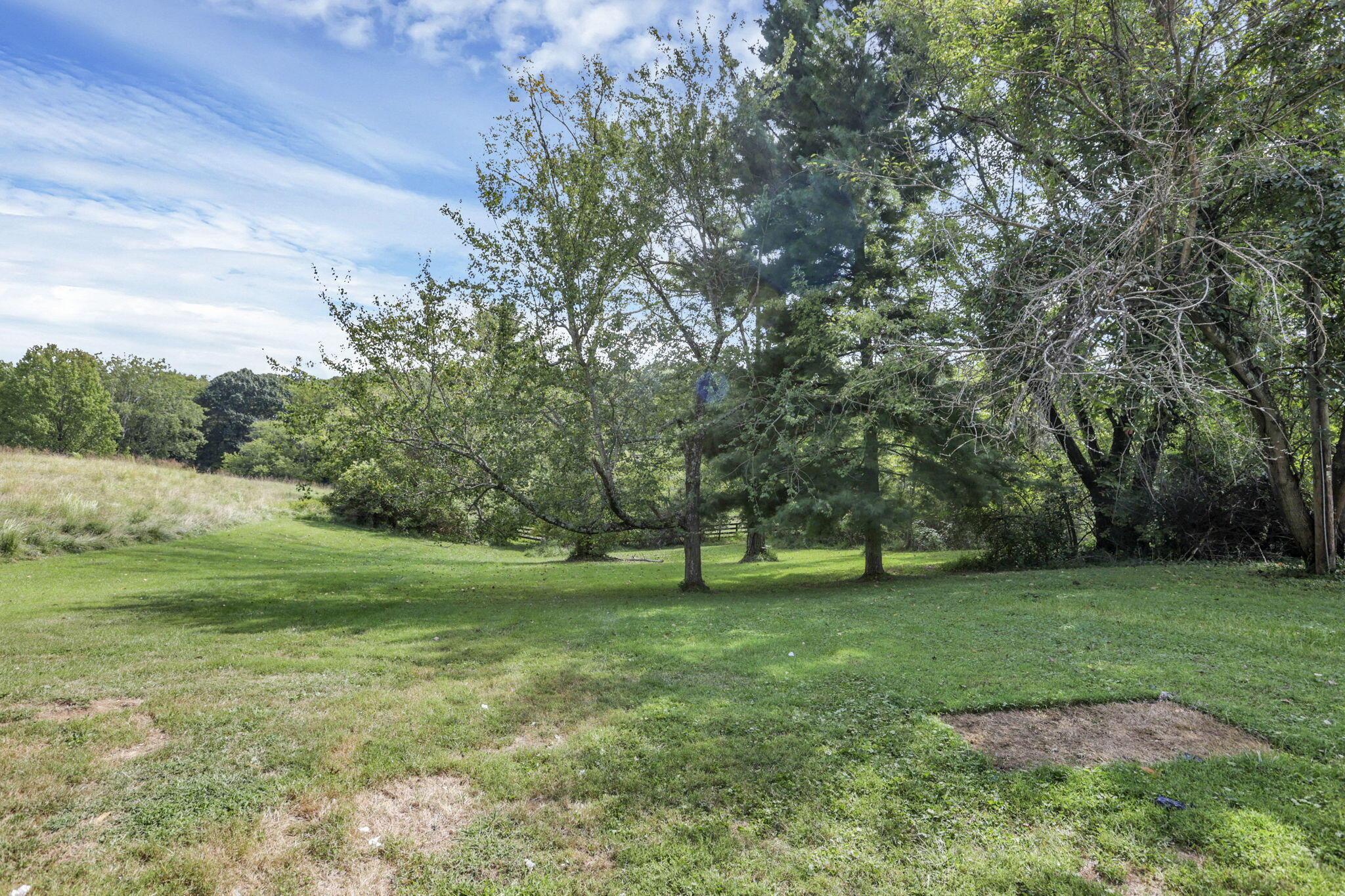 31 Longview Heights Road Property Photo 41