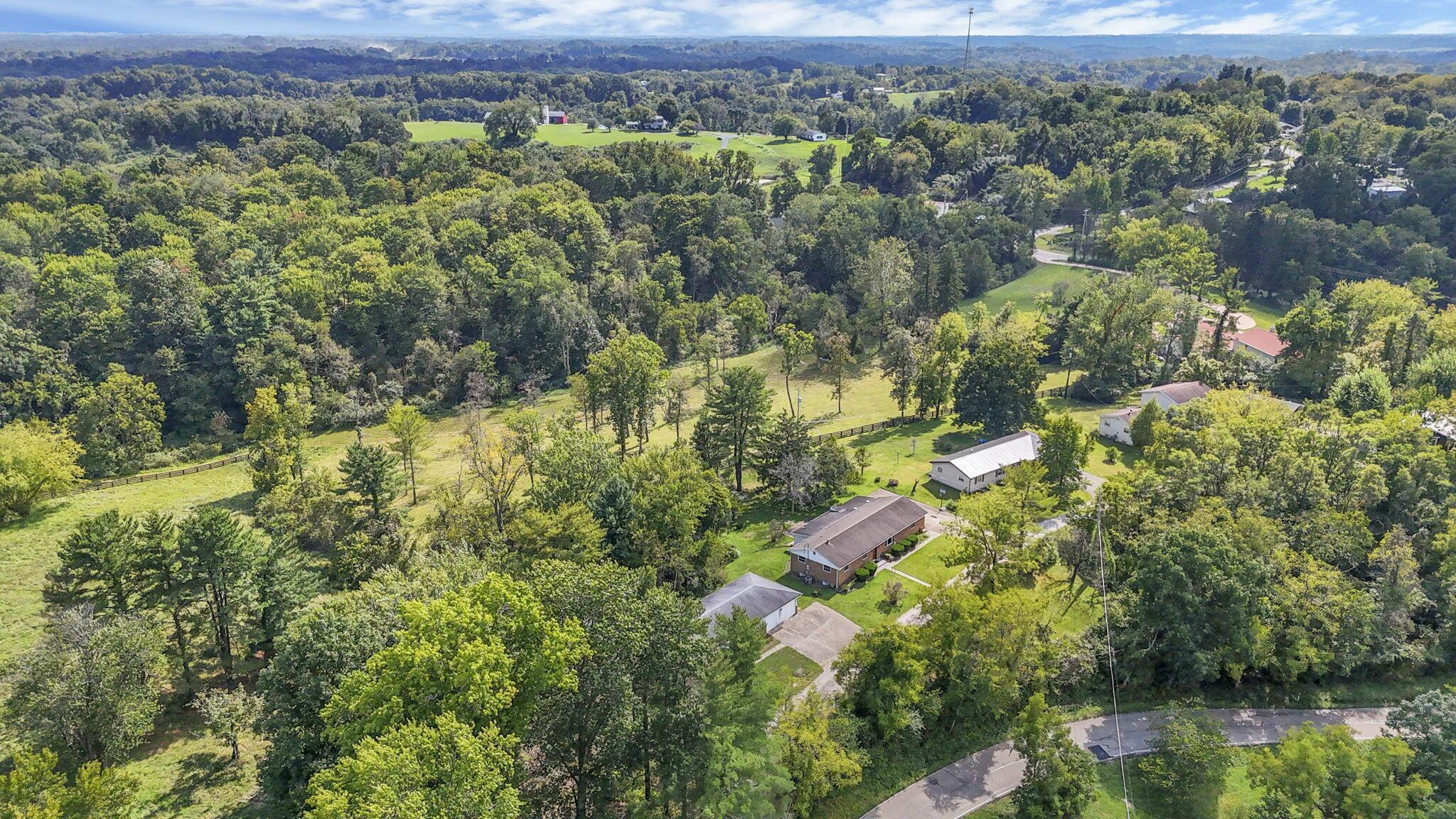 31 Longview Heights Road Property Photo 66