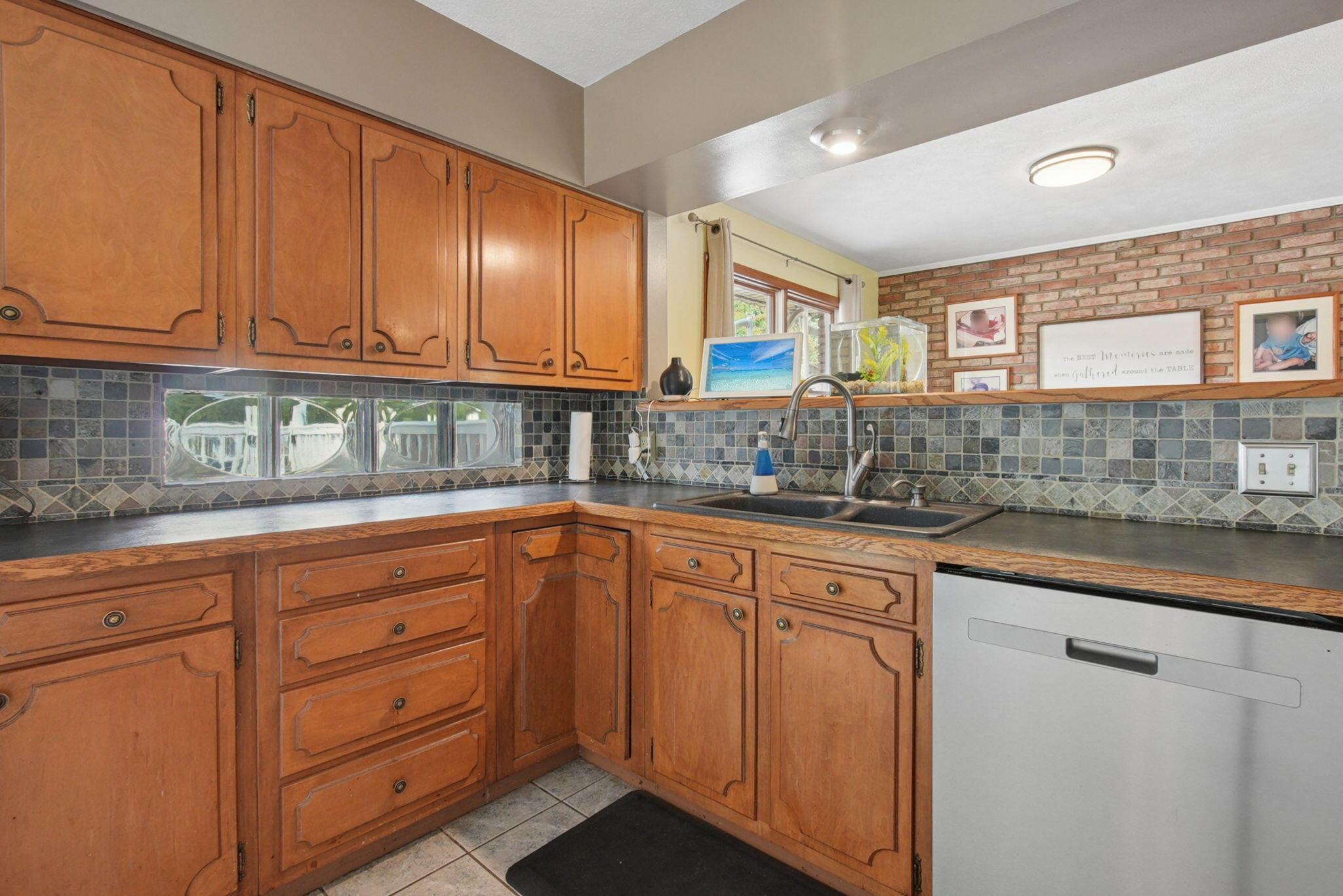 1050 Vernon Heights Boulevard Property Photo 17