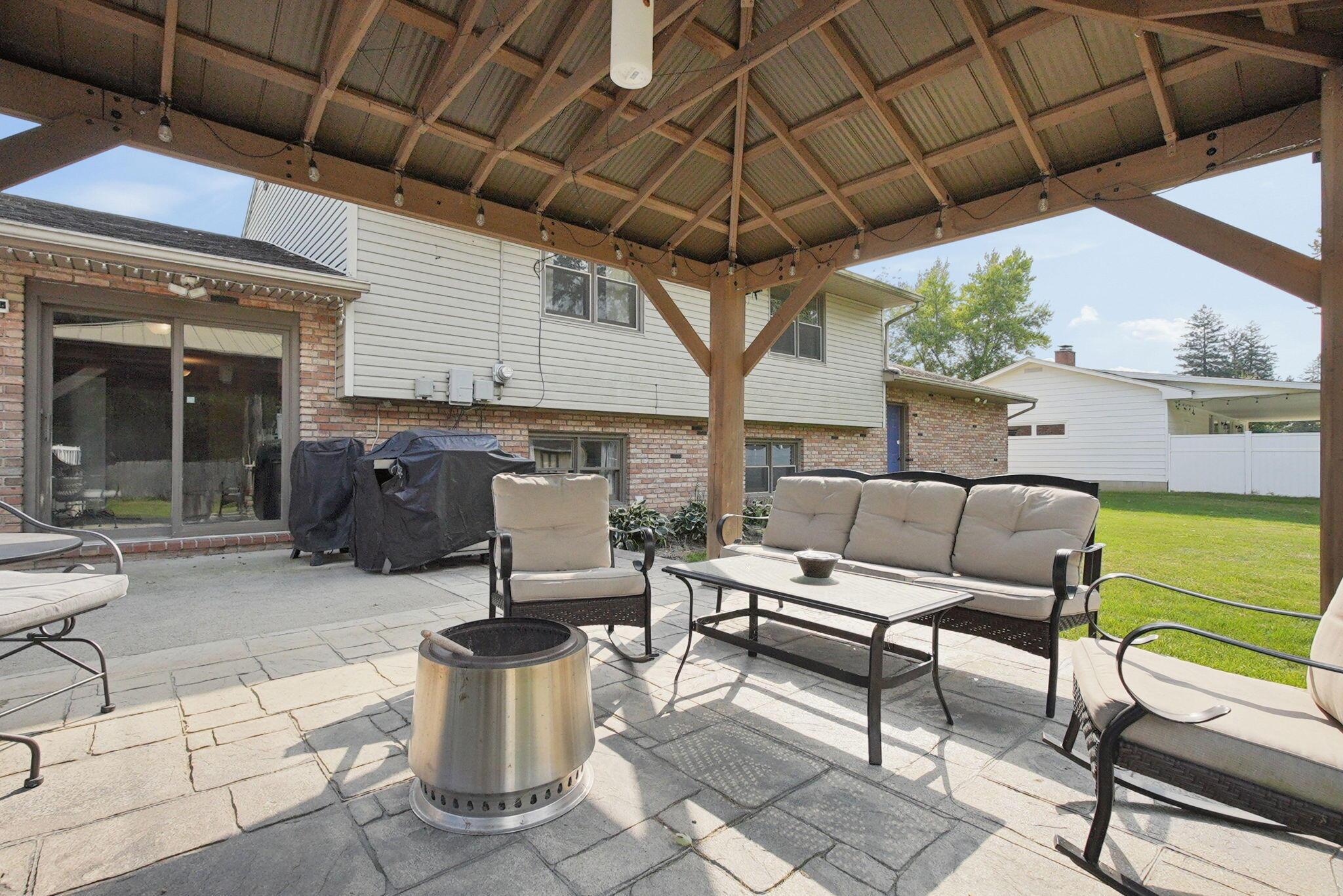 1050 Vernon Heights Boulevard Property Photo 41