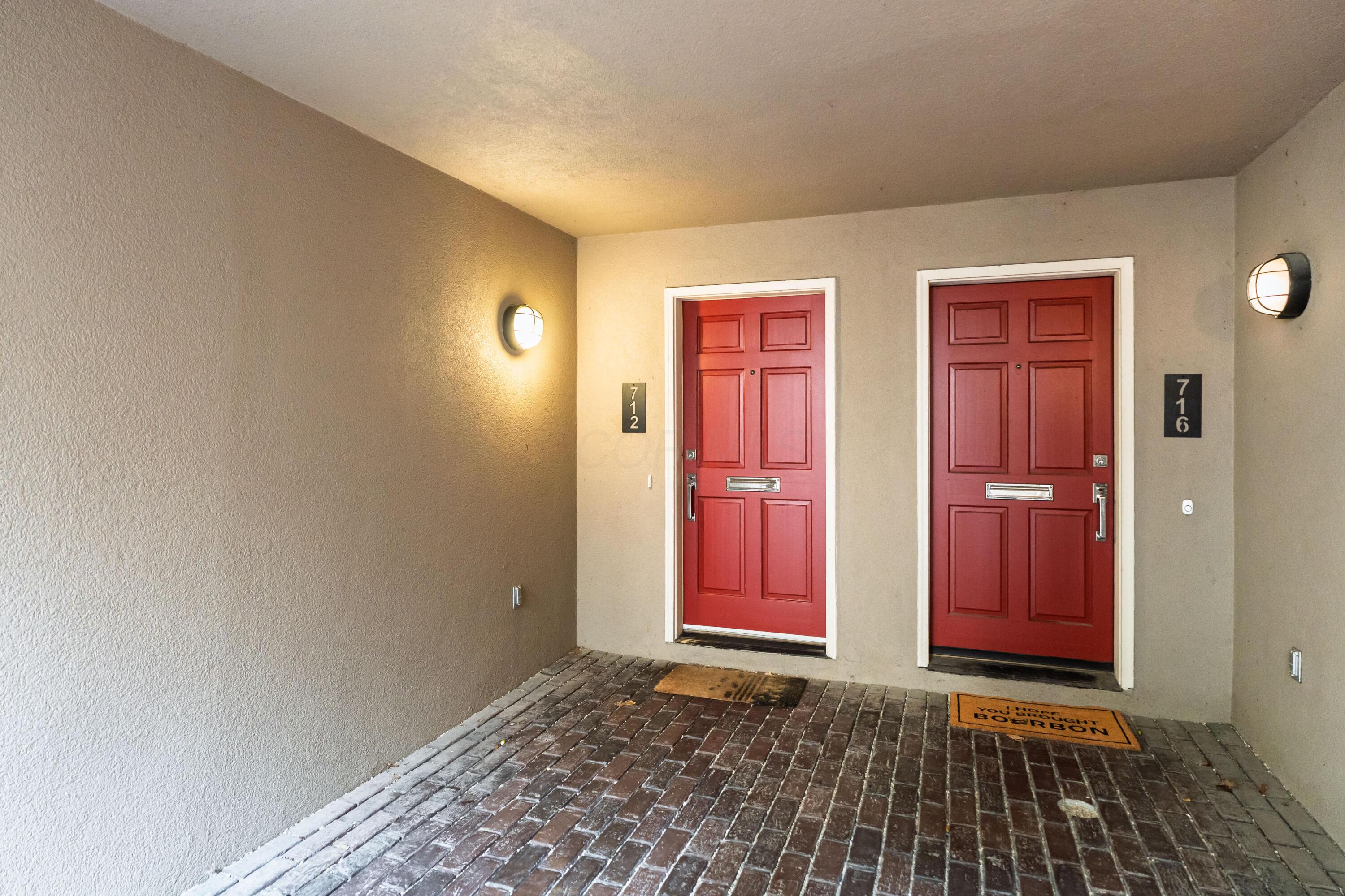 712 Sycamore Place Property Photo 7