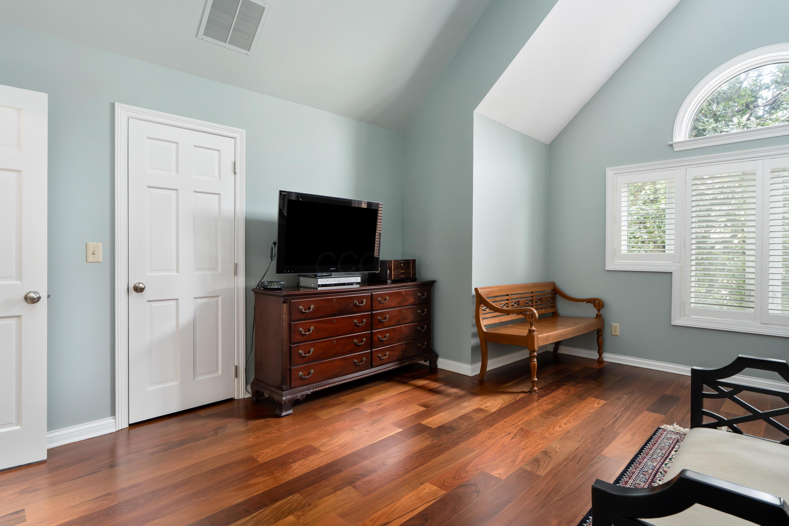 712 Sycamore Place Property Photo 35