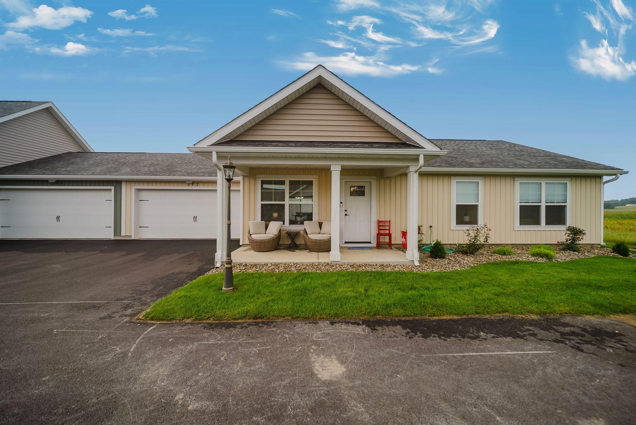 212 Cumberland Meadows Circle Property Photo 1