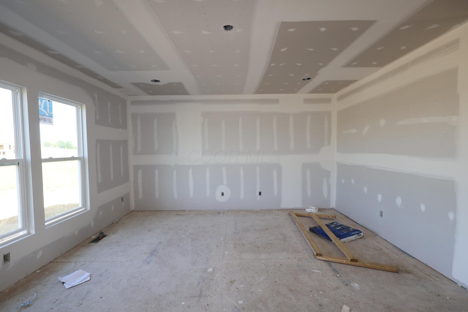 1534 Kenneth Drive Property Photo 4