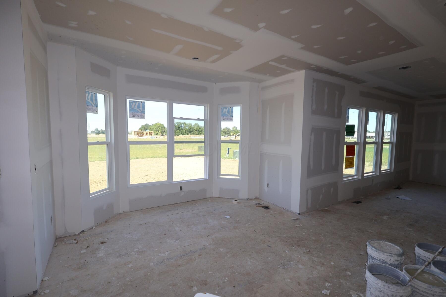 1534 Kenneth Drive Property Photo 6