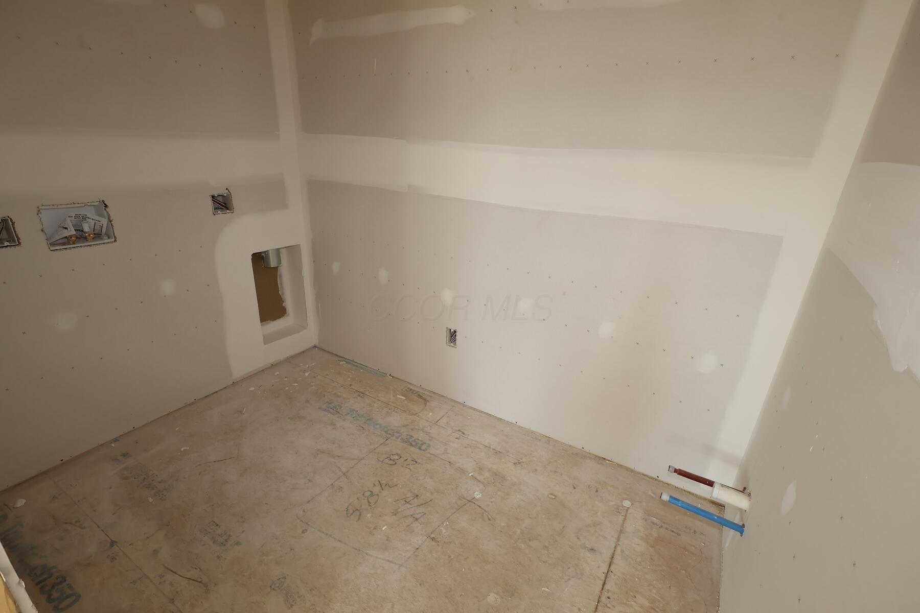 1534 Kenneth Drive Property Photo 13