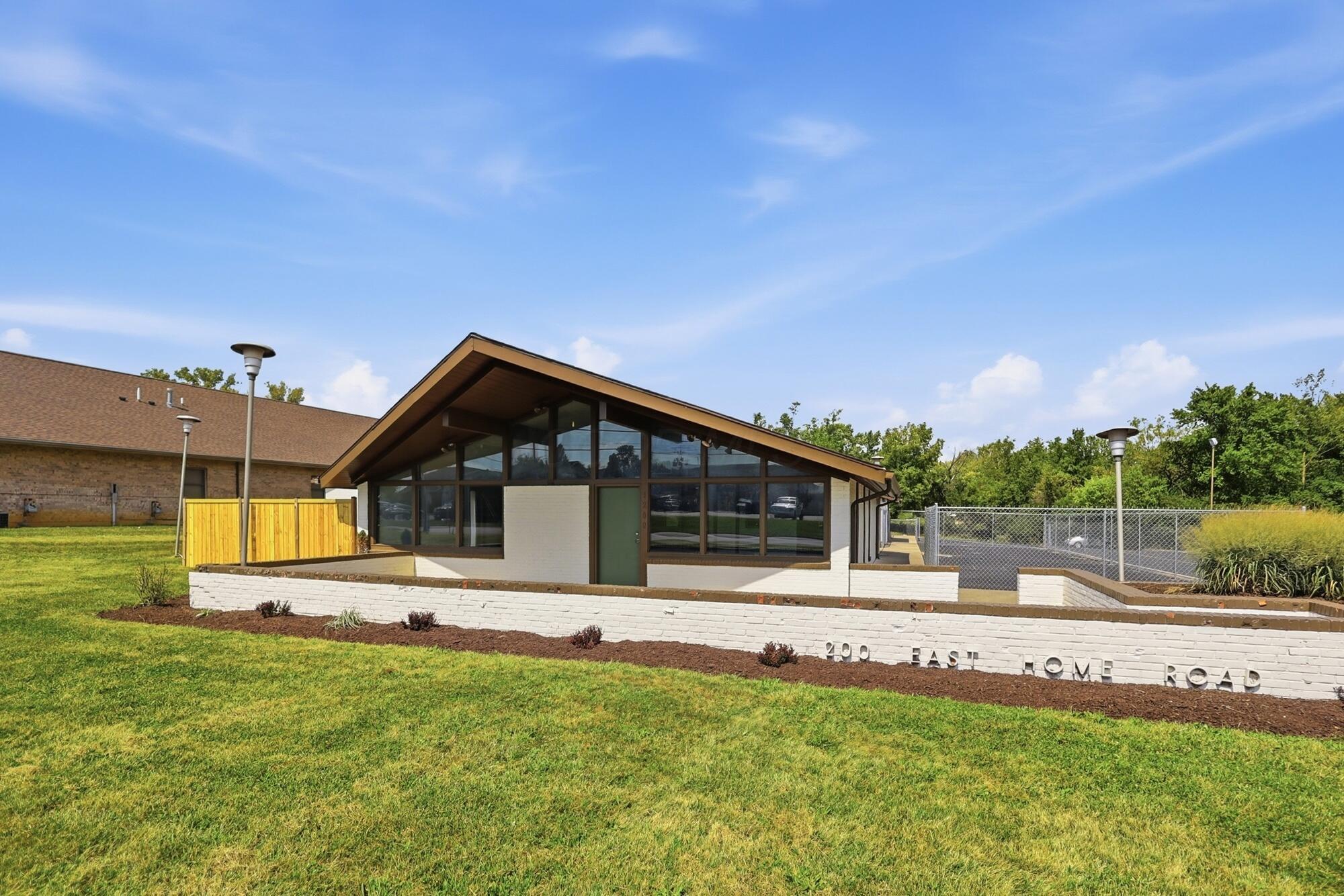 1200 E Home Road Property Photo 6