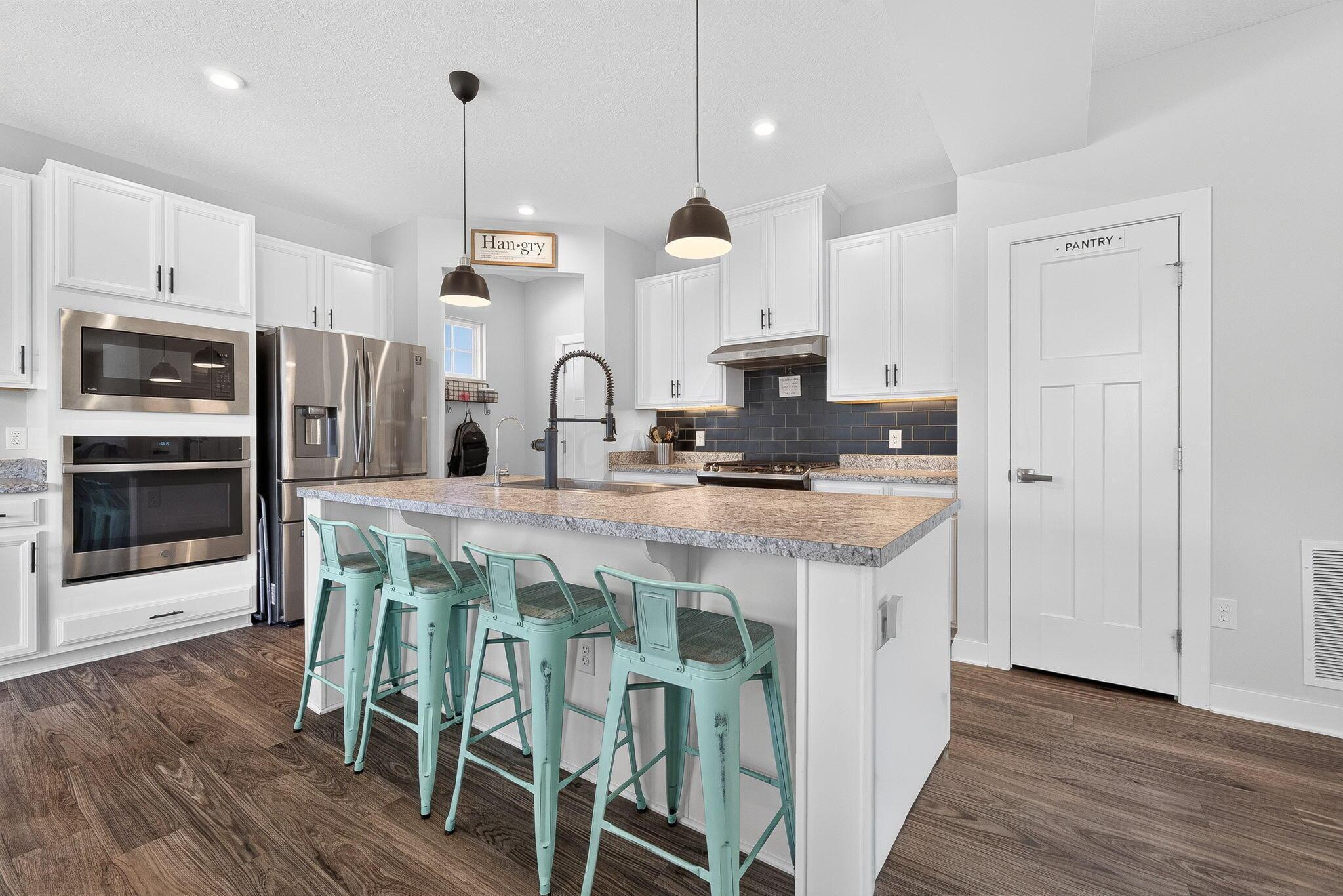 401 Pagoda Loop Property Photo 12
