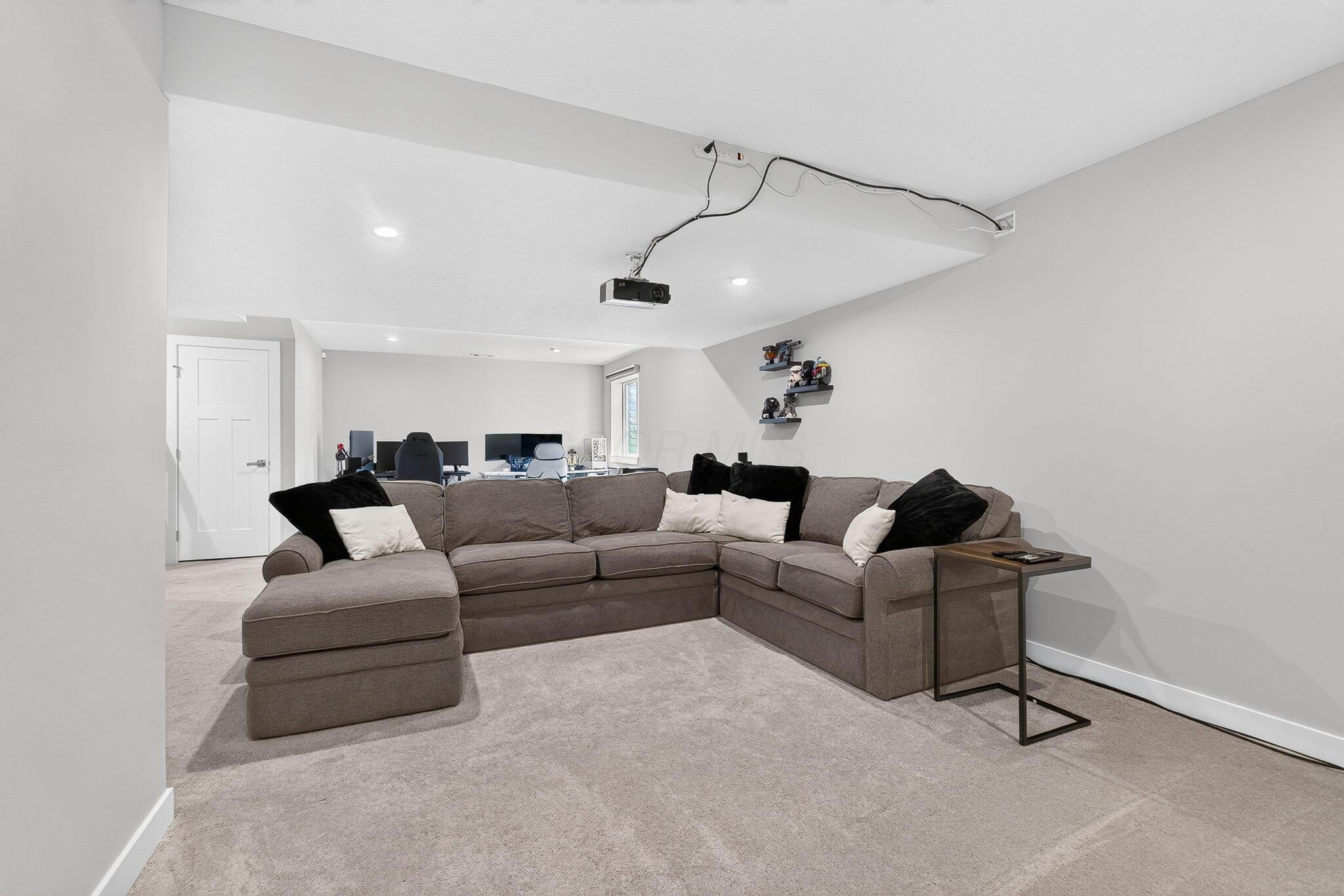 401 Pagoda Loop Property Photo 49