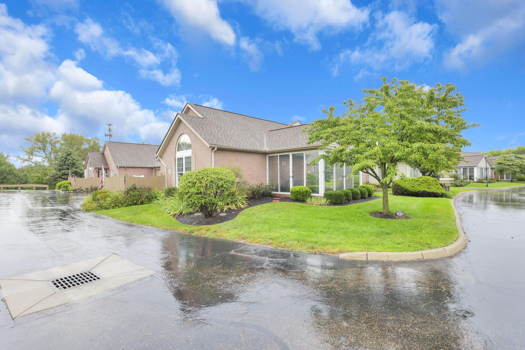 2018 Farmbrook Circle N Property Photo 2