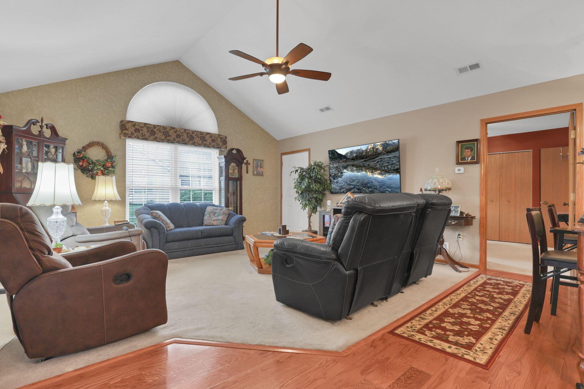 2018 Farmbrook Circle N Property Photo 15