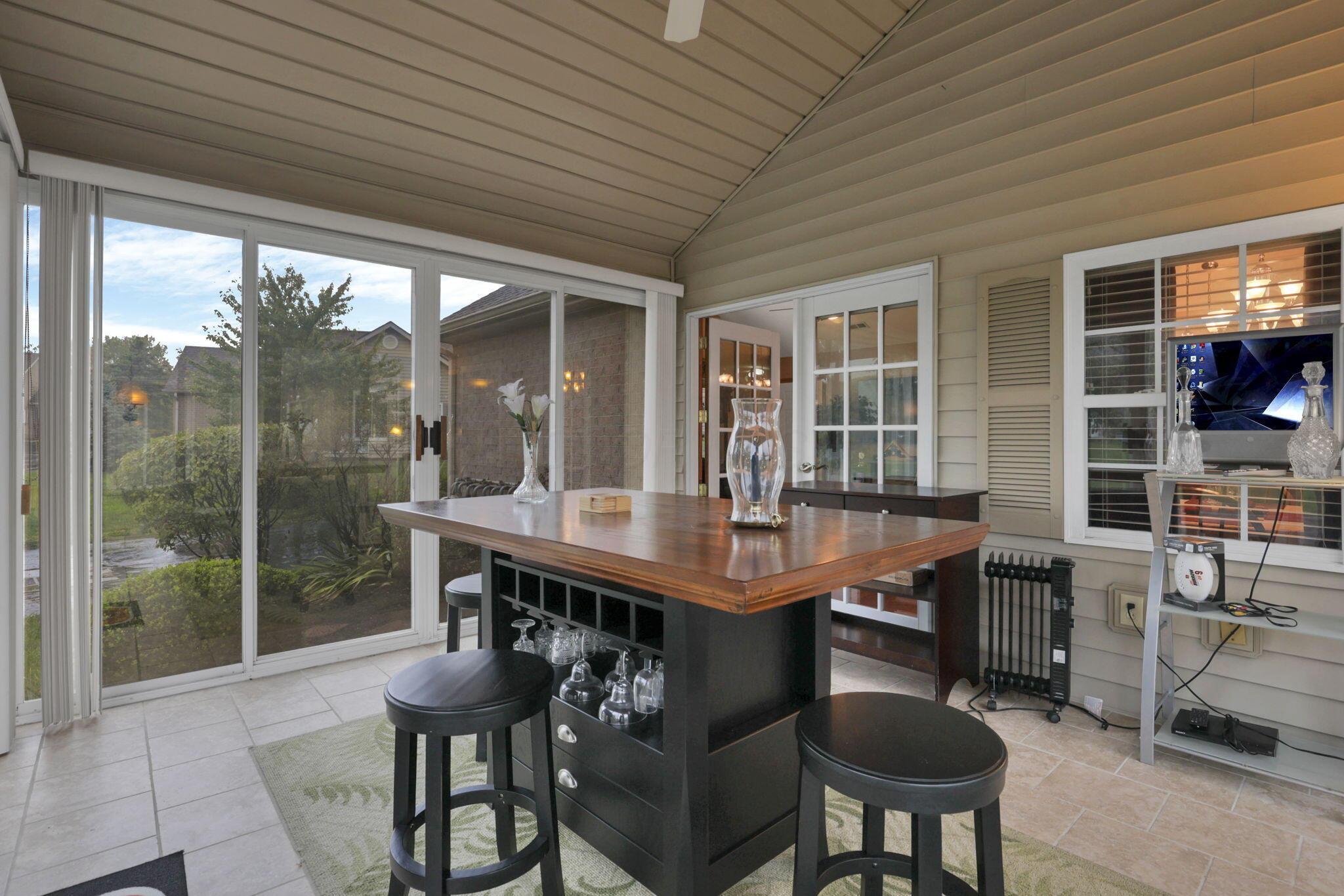 2018 Farmbrook Circle N Property Photo 18