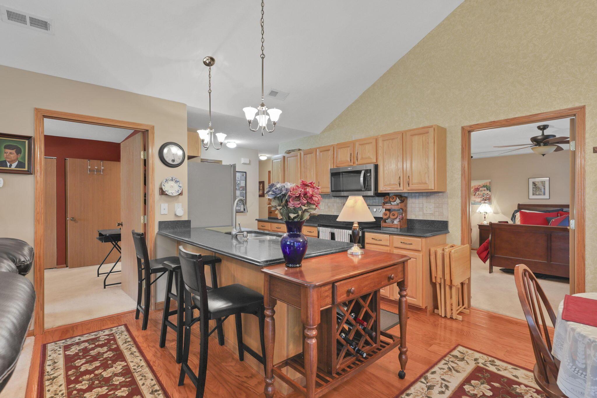 2018 Farmbrook Circle N Property Photo 19