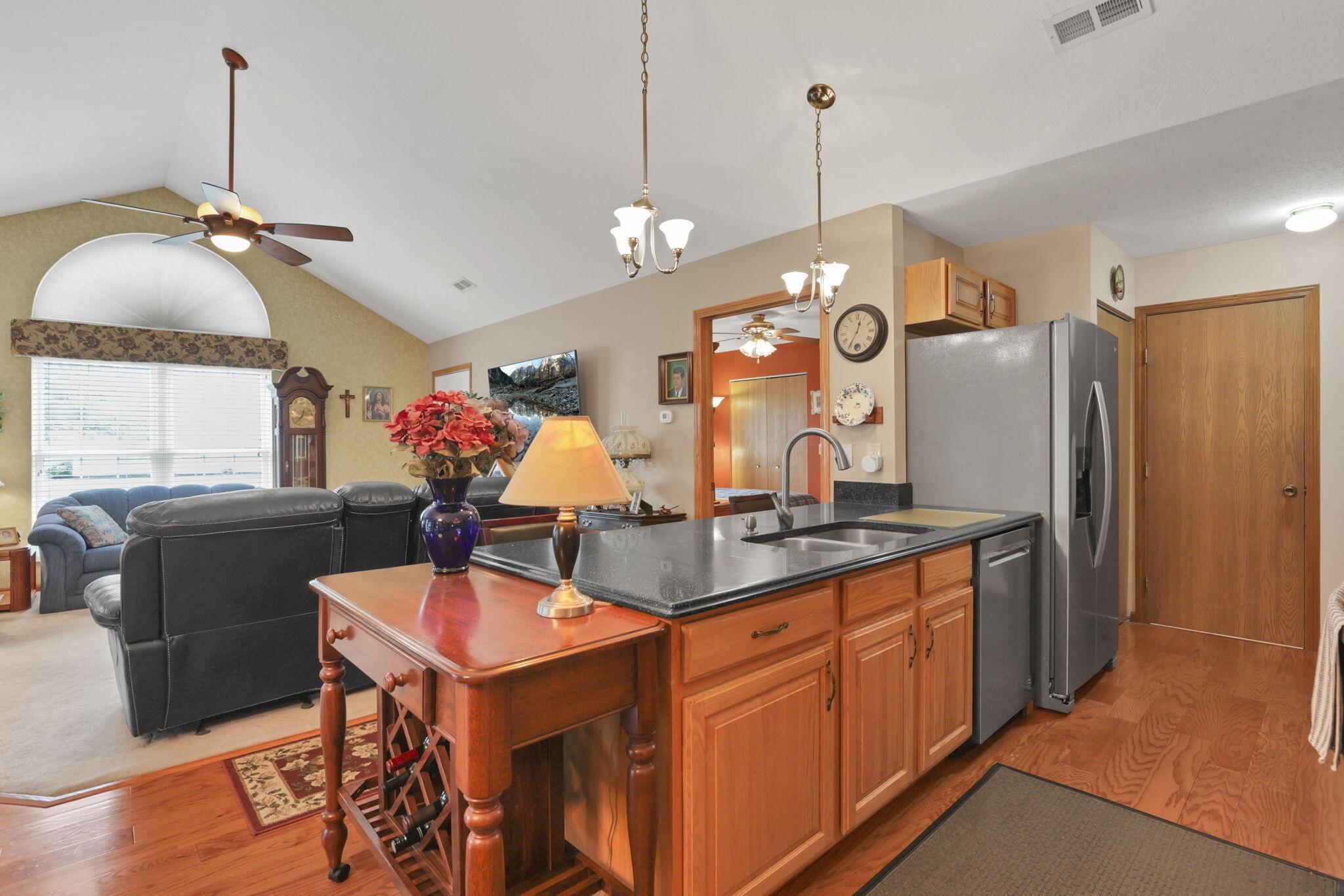 2018 Farmbrook Circle N Property Photo 28