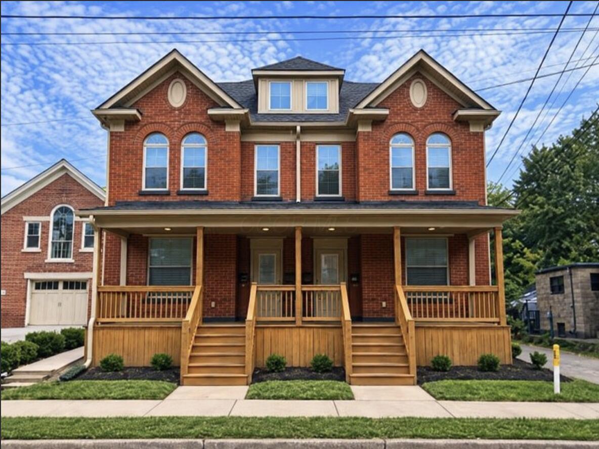 300 Wilson Avenue, 298