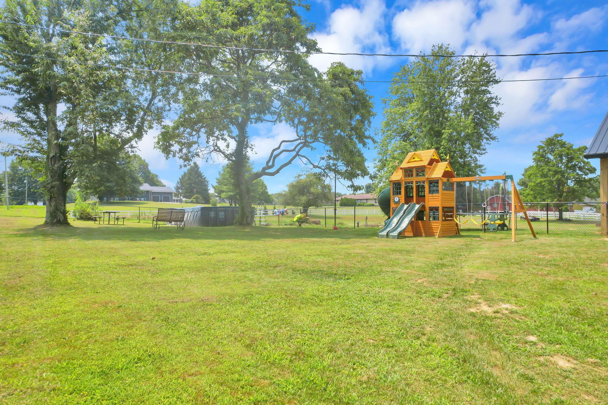 2694 Lees Road Property Photo 20
