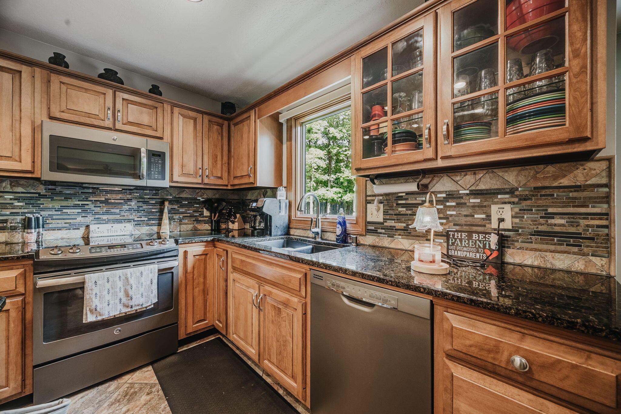 9494 Timberbank Circle Property Photo 18