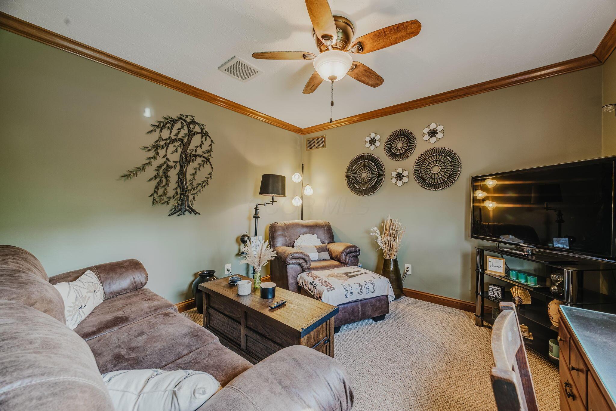 9494 Timberbank Circle Property Photo 23