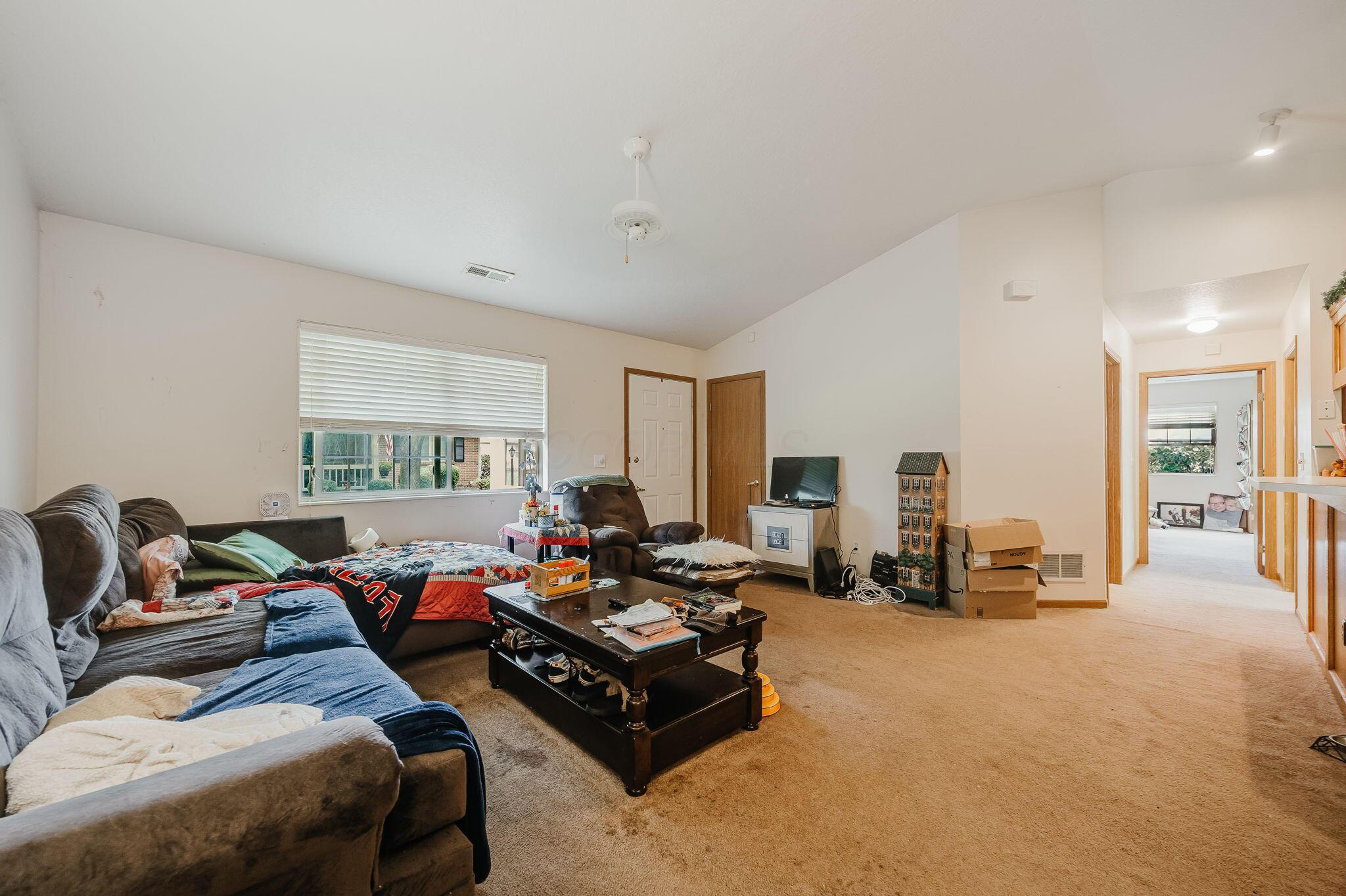 4100 Castel Drive Property Photo 6