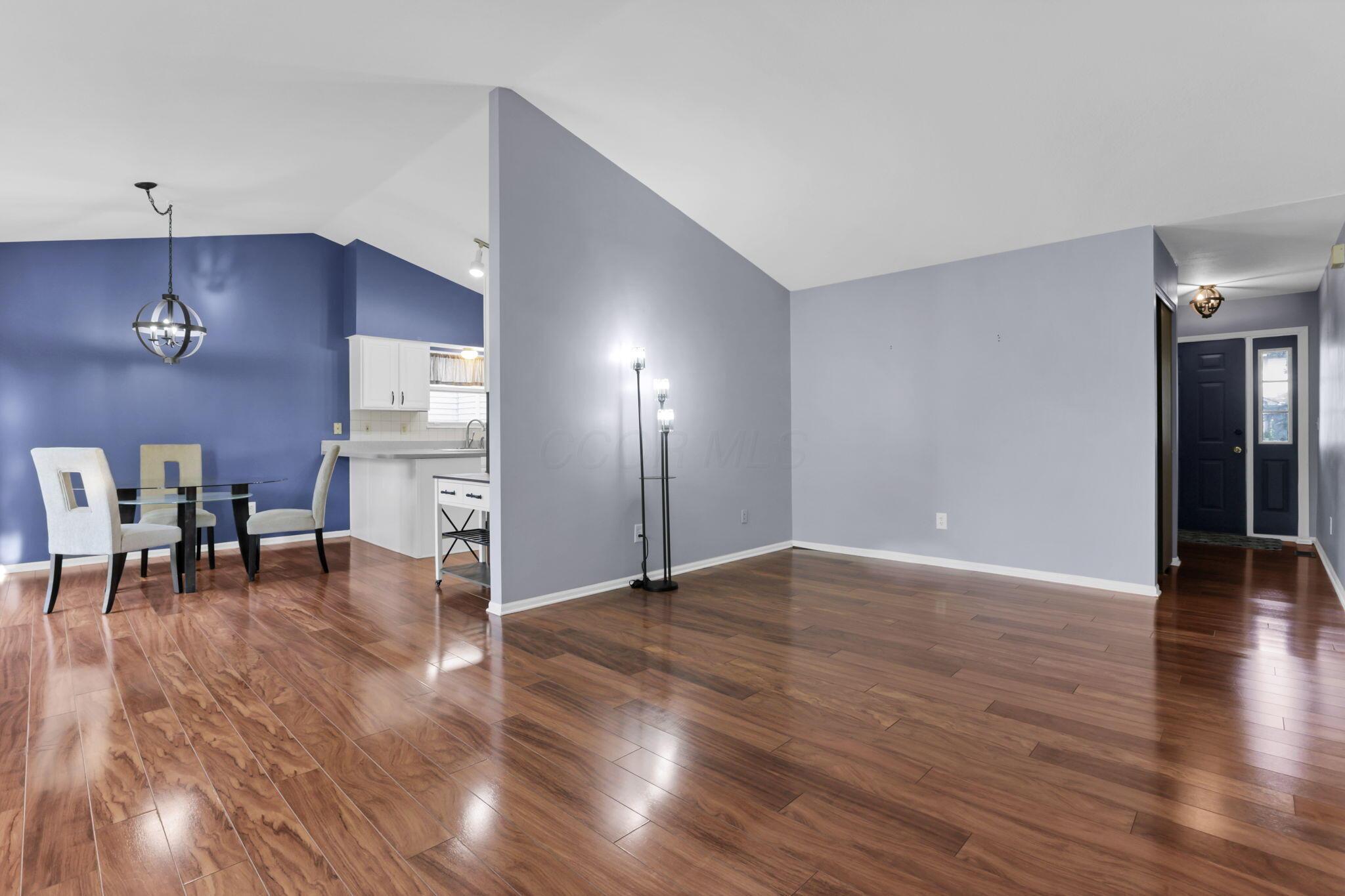 5725 Saucony Drive Property Photo 7