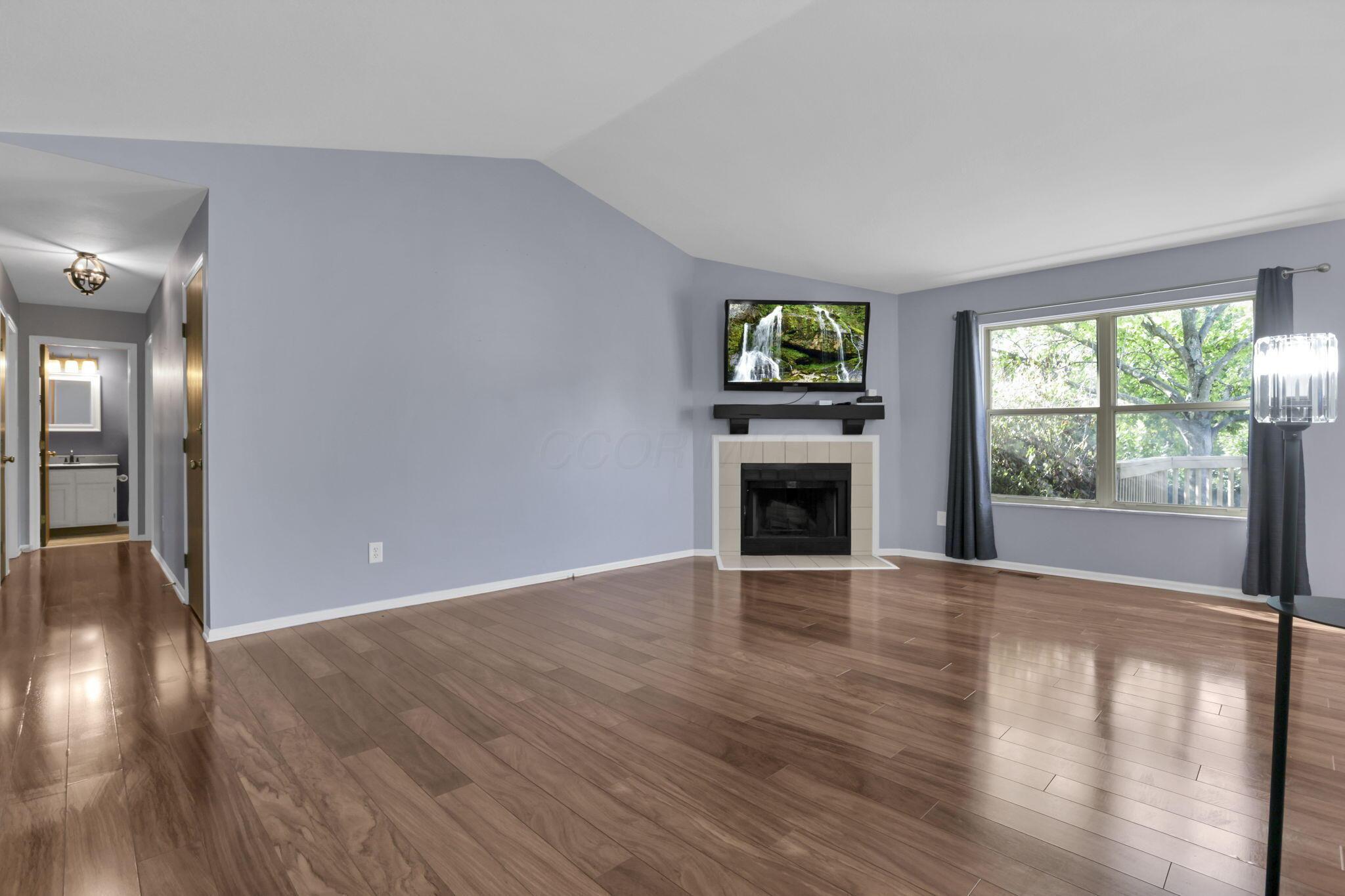 5725 Saucony Drive Property Photo 9
