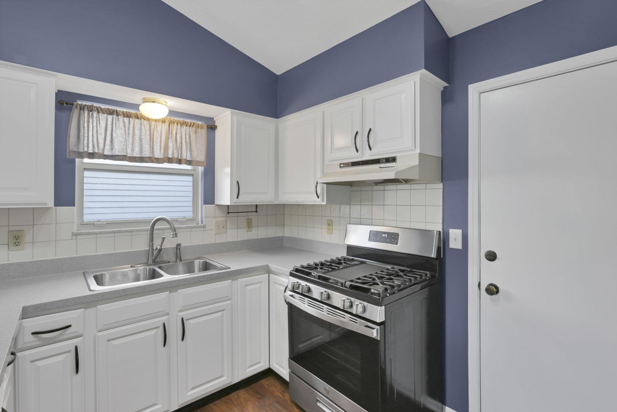 5725 Saucony Drive Property Photo 13