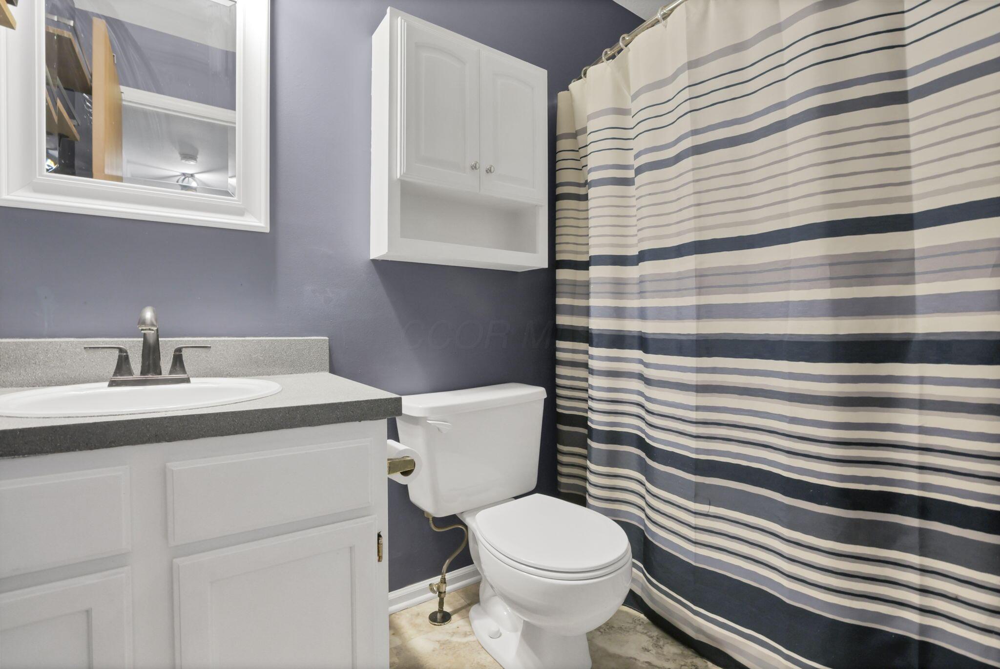 5725 Saucony Drive Property Photo 27