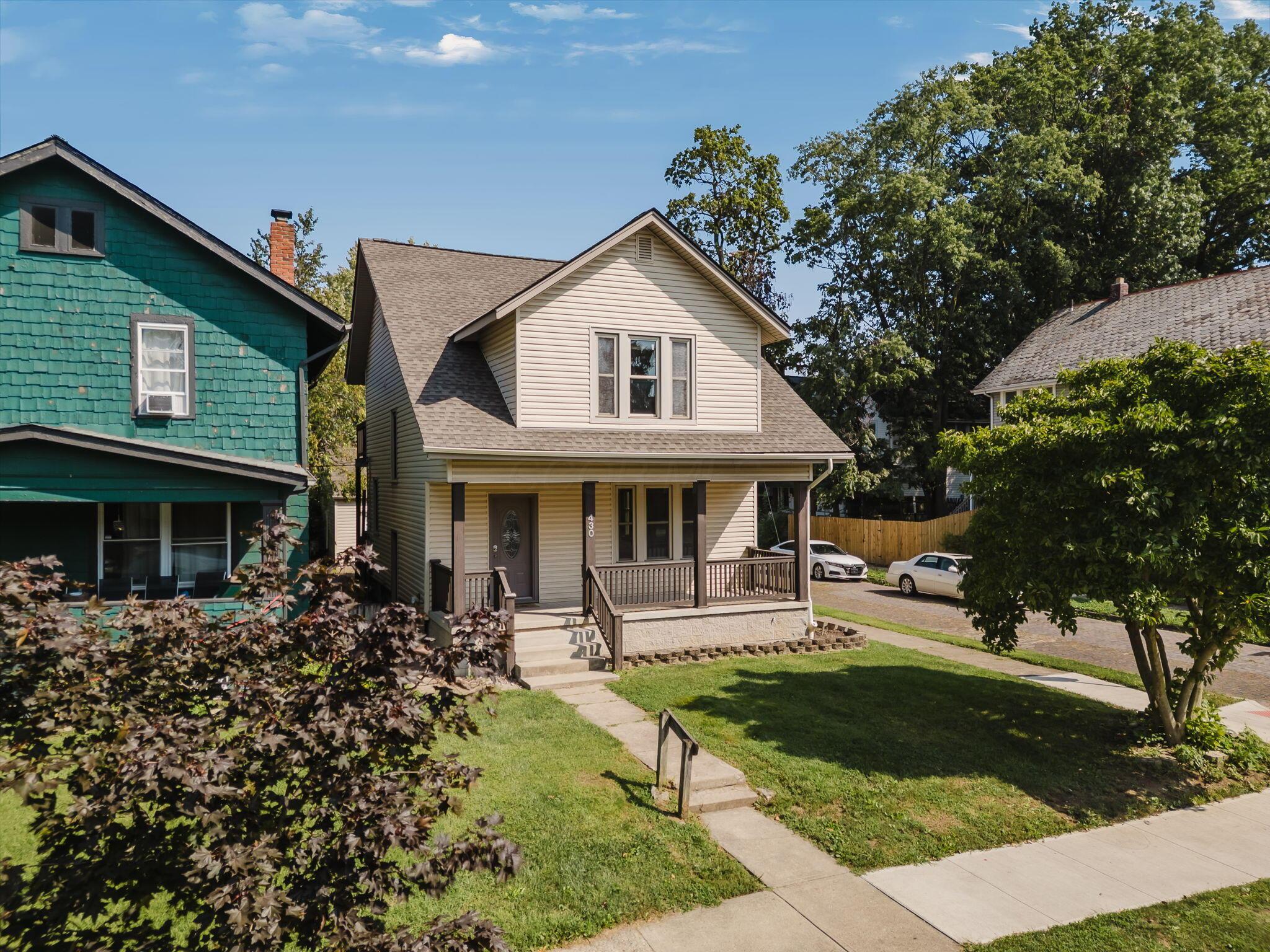 430 Clinton Street Property Photo 1