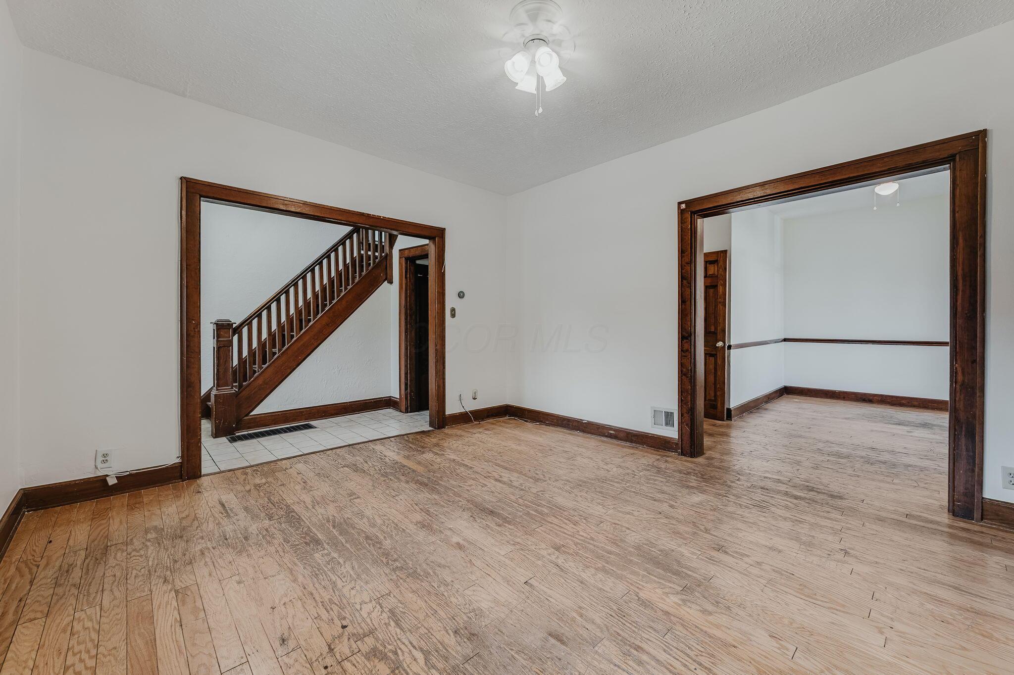 430 Clinton Street Property Photo 16