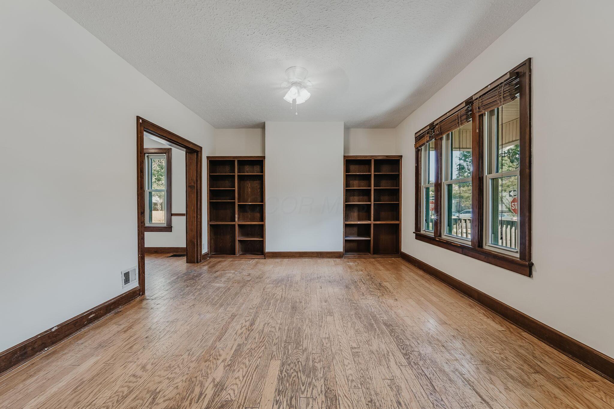 430 Clinton Street Property Photo 17