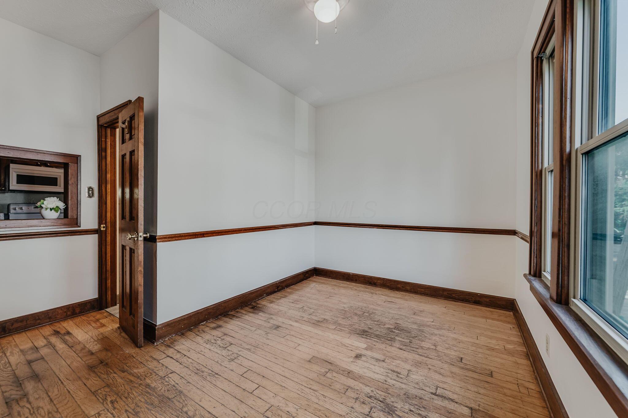 430 Clinton Street Property Photo 19