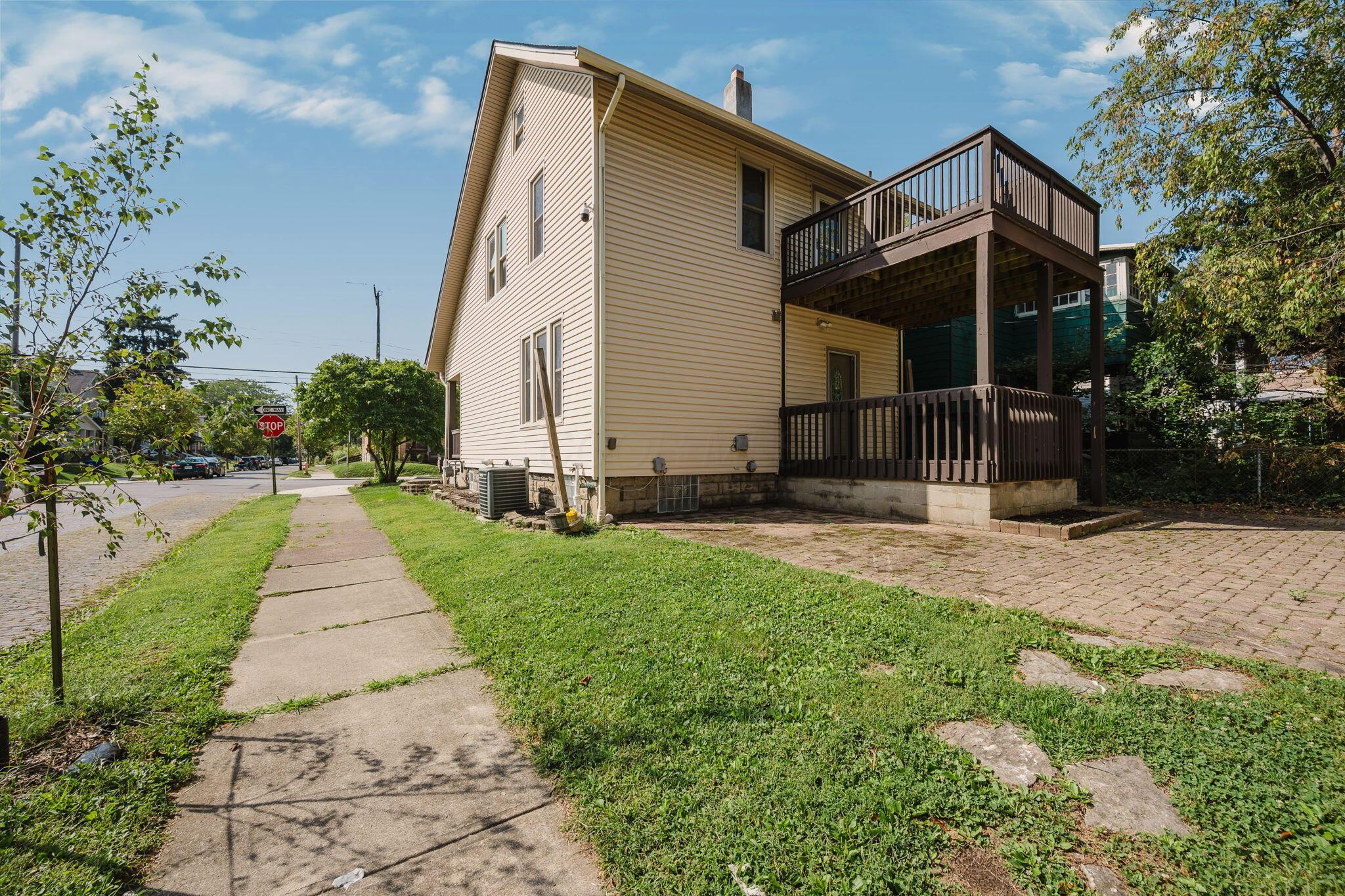 430 Clinton Street Property Photo 45