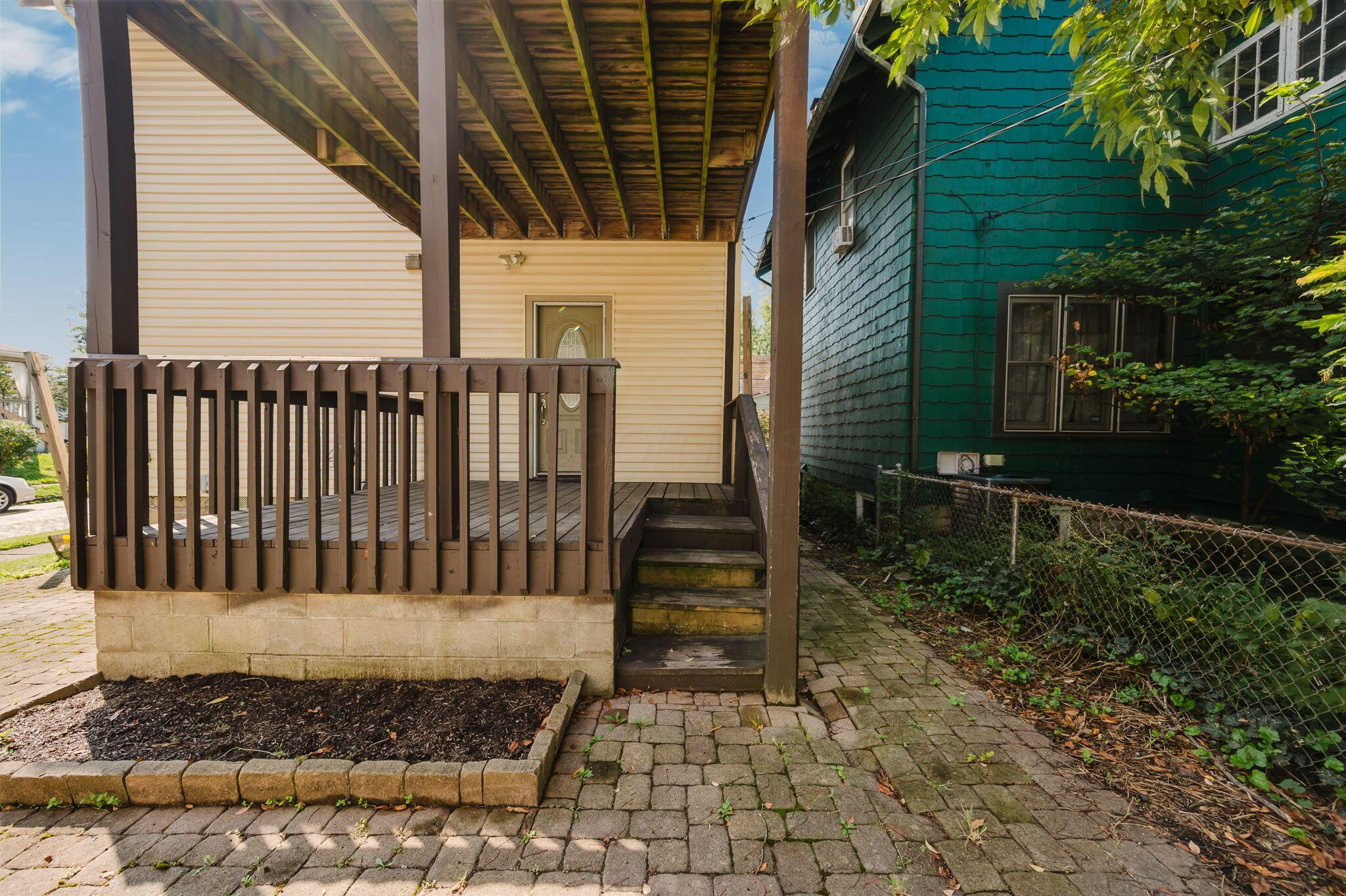 430 Clinton Street Property Photo 48