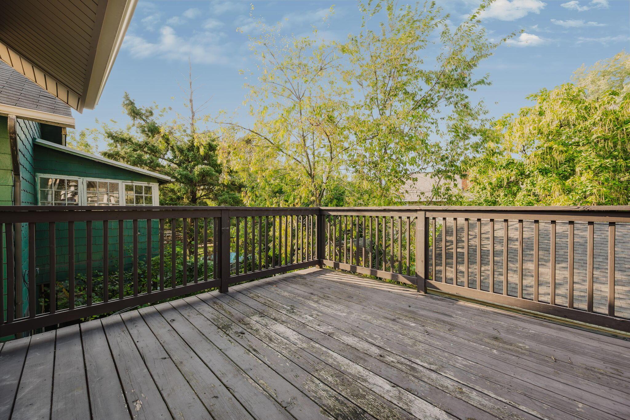 430 Clinton Street Property Photo 50