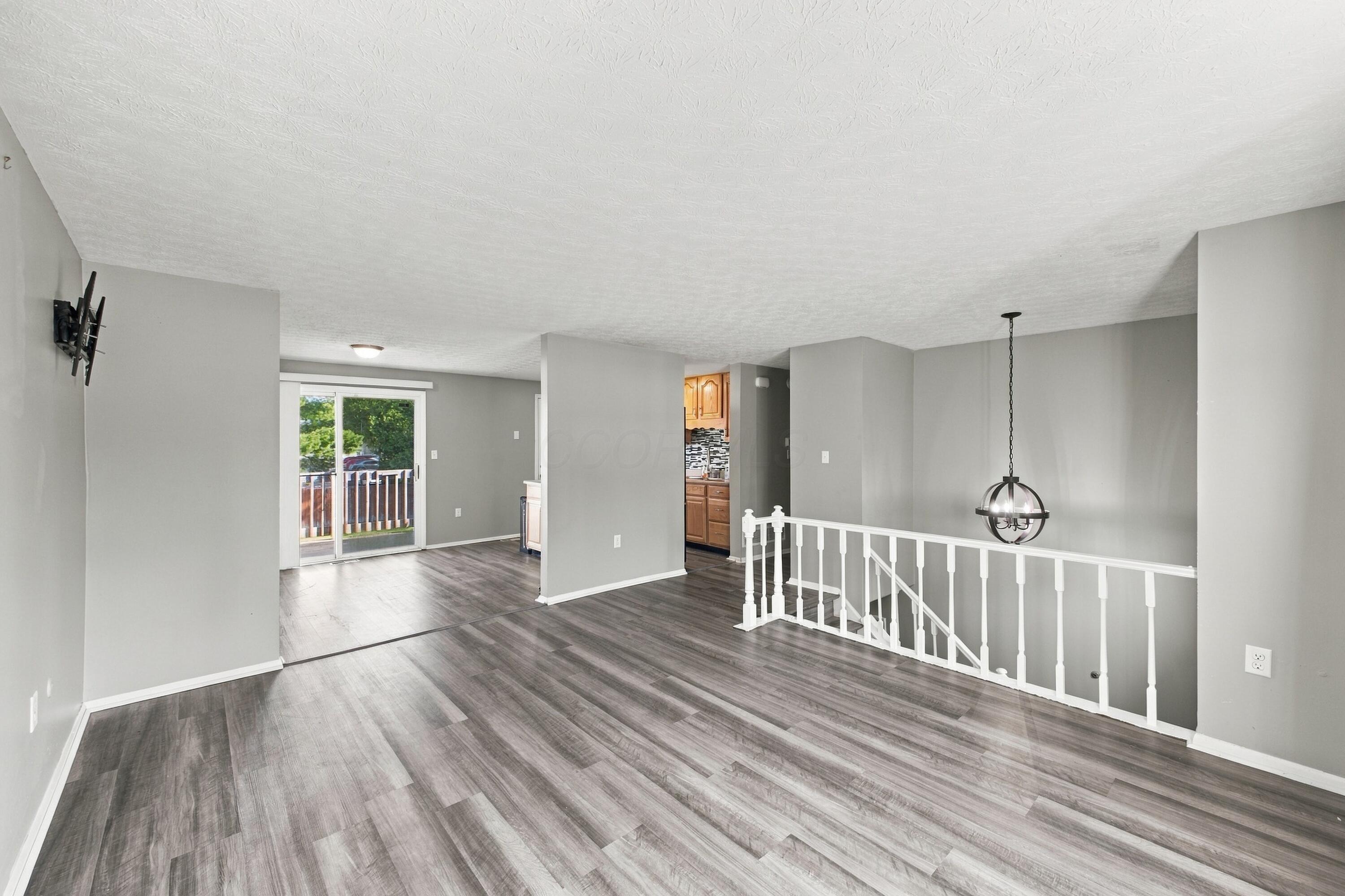 6608 Benjamin Drive Property Photo 5