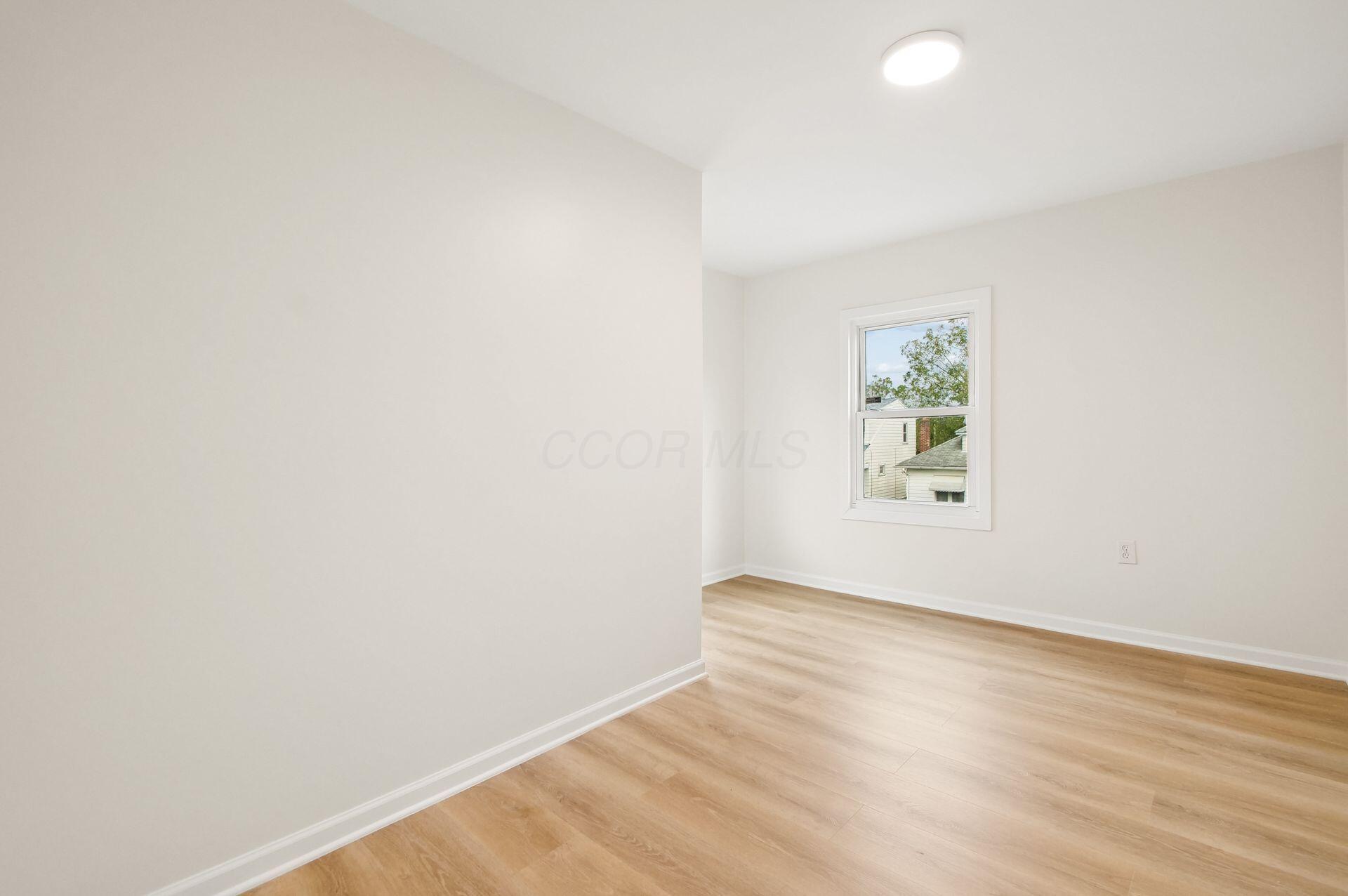 407 S Wayne Avenue Property Photo 14